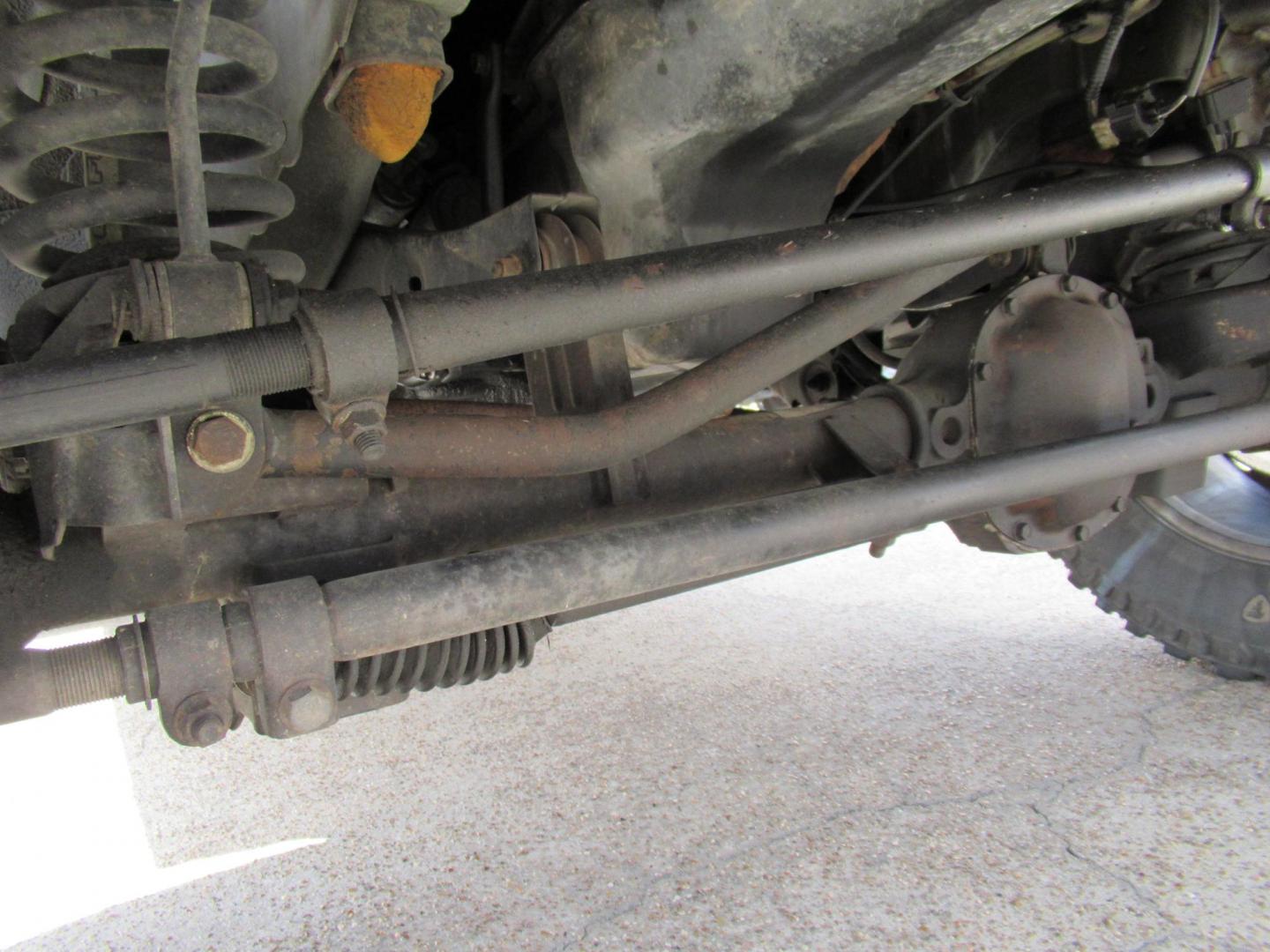 2002 Gray /Black Jeep Grand Cherokee Laredo 4WD (1J4GW48S32C) with an 4.0L L6 OHV 12V engine, 4-Speed Automatic Overdrive transmission, located at 1511 North Shepherd Dr., Houston, TX, 77008, (281) 657-1221, 29.798361, -95.412560 - 2002 JEEP GRAND CHEROKEE LAREDO VIN: 1J4GW48S32C228645 1 J 4 G W 4 8 S 3 2 C 2 2 8 6 4 5 4 DOOR WAGON/SPORT UTILITY 4.0L I6 F GASOLINE REAR WHEEL DRIVE W/ 4X4 - Photo#40