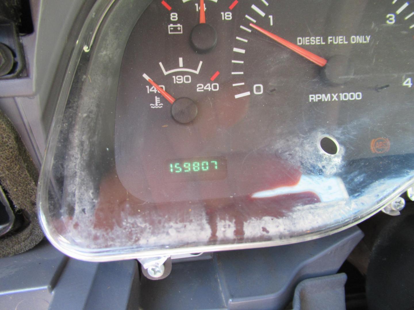 2001 Silver /Tan Dodge Ram 3500 Quad Cab Long Bed 2WD (1B7MC33641J) with an 5.9L L6 OHV 24V TURBO DIESEL engine, located at 1511 North Shepherd Dr., Houston, TX, 77008, (281) 657-1221, 29.798361, -95.412560 - 2001 DODGE RAM 3500 ST VIN: 1B7MC33641J178967 1 B 7 M C 3 3 6 4 1 J 1 7 8 9 6 7 4 DOOR EXTENDED CAB PICKUP 5.9L I6 F OHV 24V DIESEL Runs excellent, Ready for work or pleasure REAR WHEEL DRIVE - Photo#3