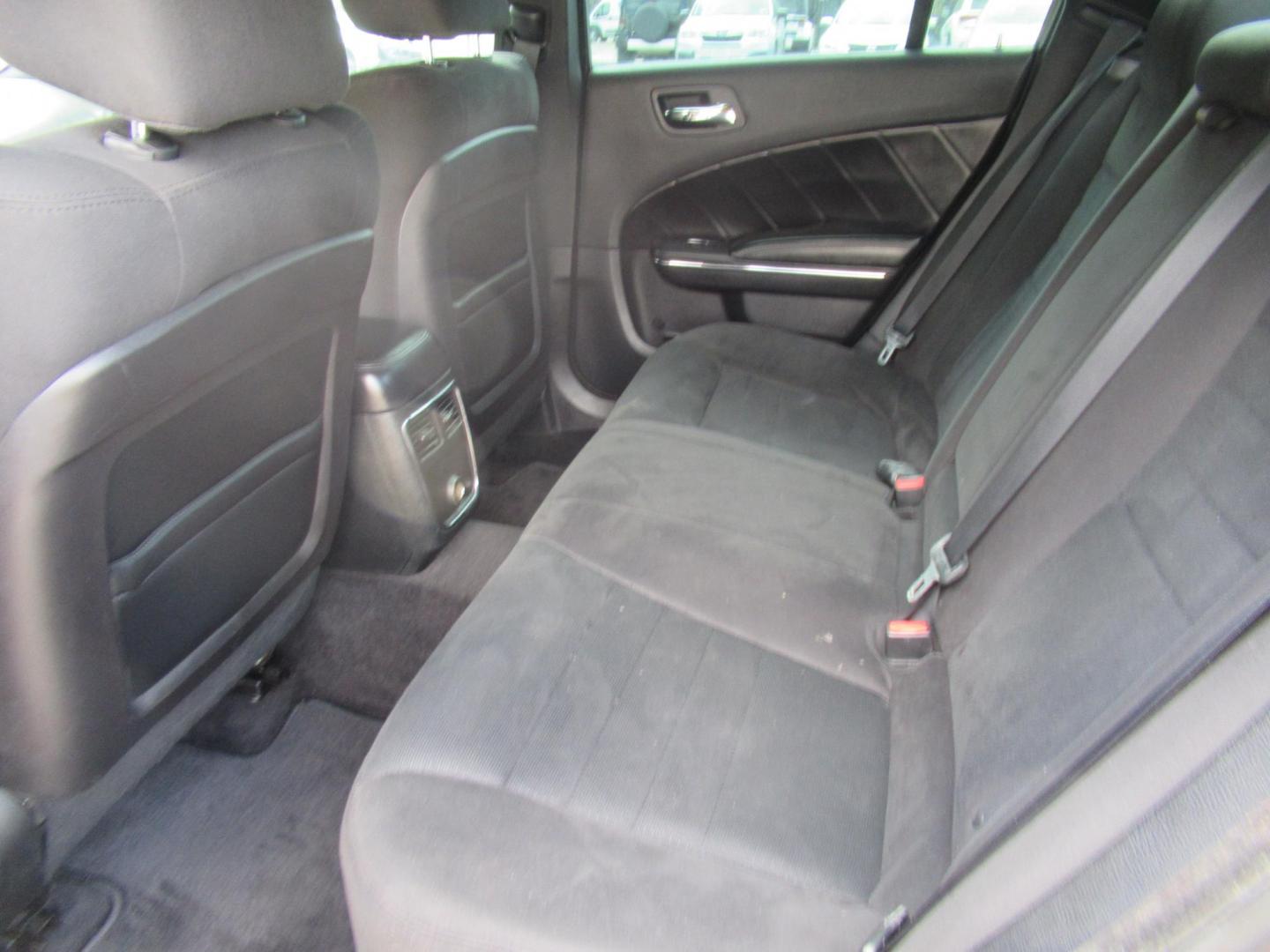 2014 Gray /Black Dodge Charger R/T AWD (2C3CDXDT2EH) with an 5.7L V8 OHV 16V engine, Automatic transmission, located at 1511 North Shepherd Dr., Houston, TX, 77008, (281) 657-1221, 29.798361, -95.412560 - 2014 DODGE CHARGER R/T VIN: 2C3CDXDT2EH167157 2 C 3 C D X D T 2 E H 1 6 7 1 5 7 SEDAN 4 DR 5.7L V8 F OHV 16V GASOLINE ALL WHEEL DRIVE - Photo#8