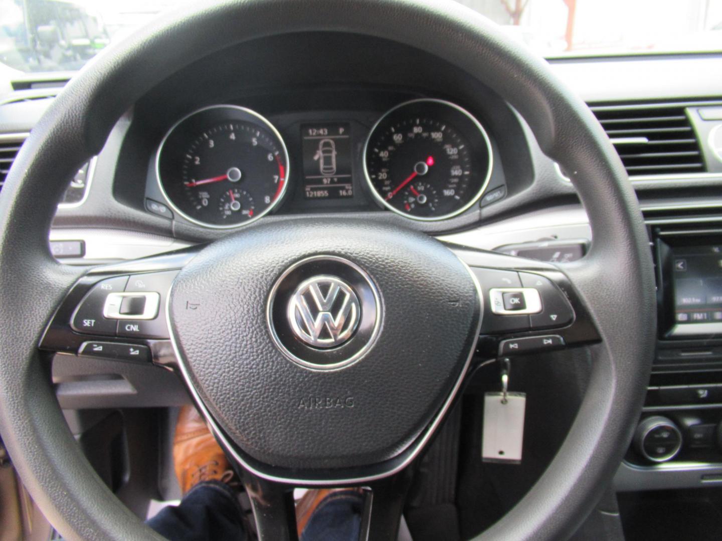 2016 Gold /Black Volkswagen Passat S 6A (1VWAS7A33GC) with an 1.8L L4 TURBO DIESEL engine, Automatic transmission, located at 1511 North Shepherd Dr., Houston, TX, 77008, (281) 657-1221, 29.798361, -95.412560 - 2016 VOLKSWAGEN PASSAT 1.8T S VIN: 1VWAS7A33GC027473 1 V W A S 7 A 3 3 G C 0 2 7 4 7 3 SEDAN 4 DR 1.8L I4 F DOHC 16V GASOLINE FRONT WHEEL DRIVE - Photo#5