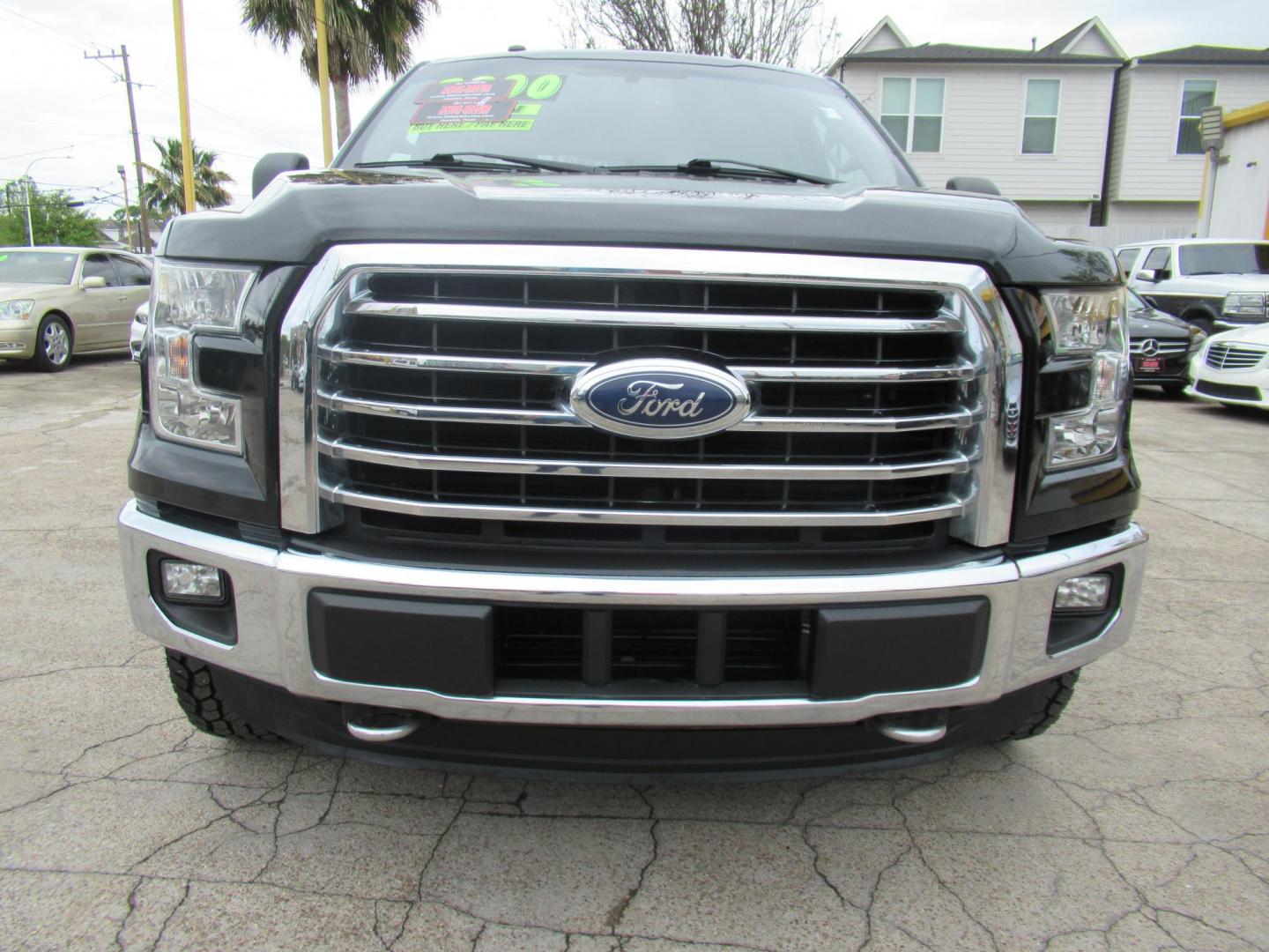 2016 Black /Gray Ford F-150 XLT SuperCrew 6.5-ft. Bed 4WD (1FTEW1EP9GF) with an 2.7L V6 DOHC 24V engine, Automatic transmission, located at 1511 North Shepherd Dr., Houston, TX, 77008, (281) 657-1221, 29.798361, -95.412560 - 2016 FORD F-150 XLT VIN: 1FTEW1EP9GFC82694 1 F T E W 1 E P 9 G F C 8 2 6 9 4 CREW PICKUP 2.7L V6 F DOHC 24V GASOLINE REAR WHEEL DRIVE W/ 4X4 - Photo#24