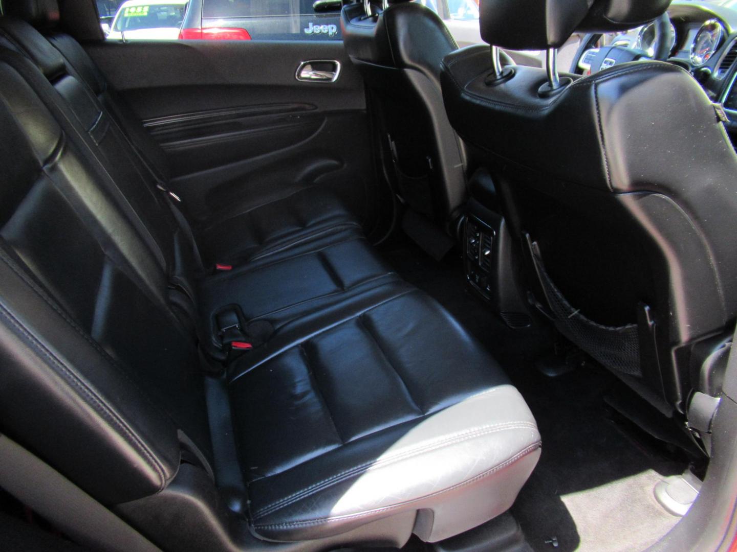 2013 Red /Black Dodge Durango Crew AWD (1C4RDJDGXDC) with an 3.6L V6 DOHC 24V engine, Automatic transmission, located at 1511 North Shepherd Dr., Houston, TX, 77008, (281) 657-1221, 29.798361, -95.412560 - 2013 DODGE DURANGO CREW VIN: 1C4RDJDGXDC601350 1 C 4 R D J D G X D C 6 0 1 3 5 0 4 DOOR WAGON/SPORT UTILITY 3.6L V6 F DOHC 24V GASOLINE ALL WHEEL DRIVE - Photo#17