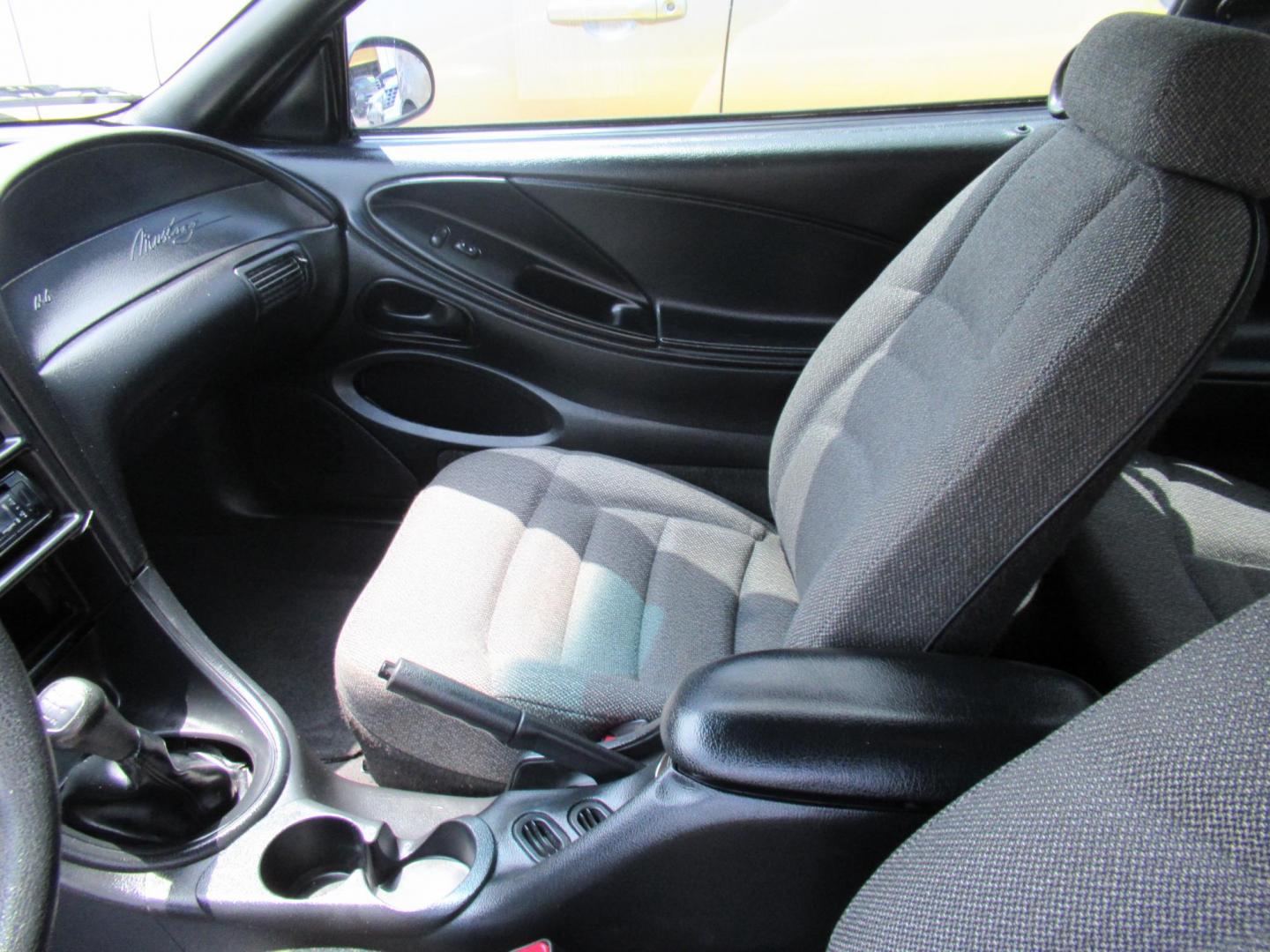 1998 Yellow /Gray Ford Mustang Coupe (1FAFP4044WF) with an 3.8L V6 OHV 12V engine, Manual transmission, located at 1511 North Shepherd Dr., Houston, TX, 77008, (281) 657-1221, 29.798361, -95.412560 - 1998 FORD MUSTANG VIN: 1FAFP4044WF252202 1 F A F P 4 0 4 4 W F 2 5 2 2 0 2 COUPE 3.8L V6 F GASOLINE REAR WHEEL DRIVE - Photo#2