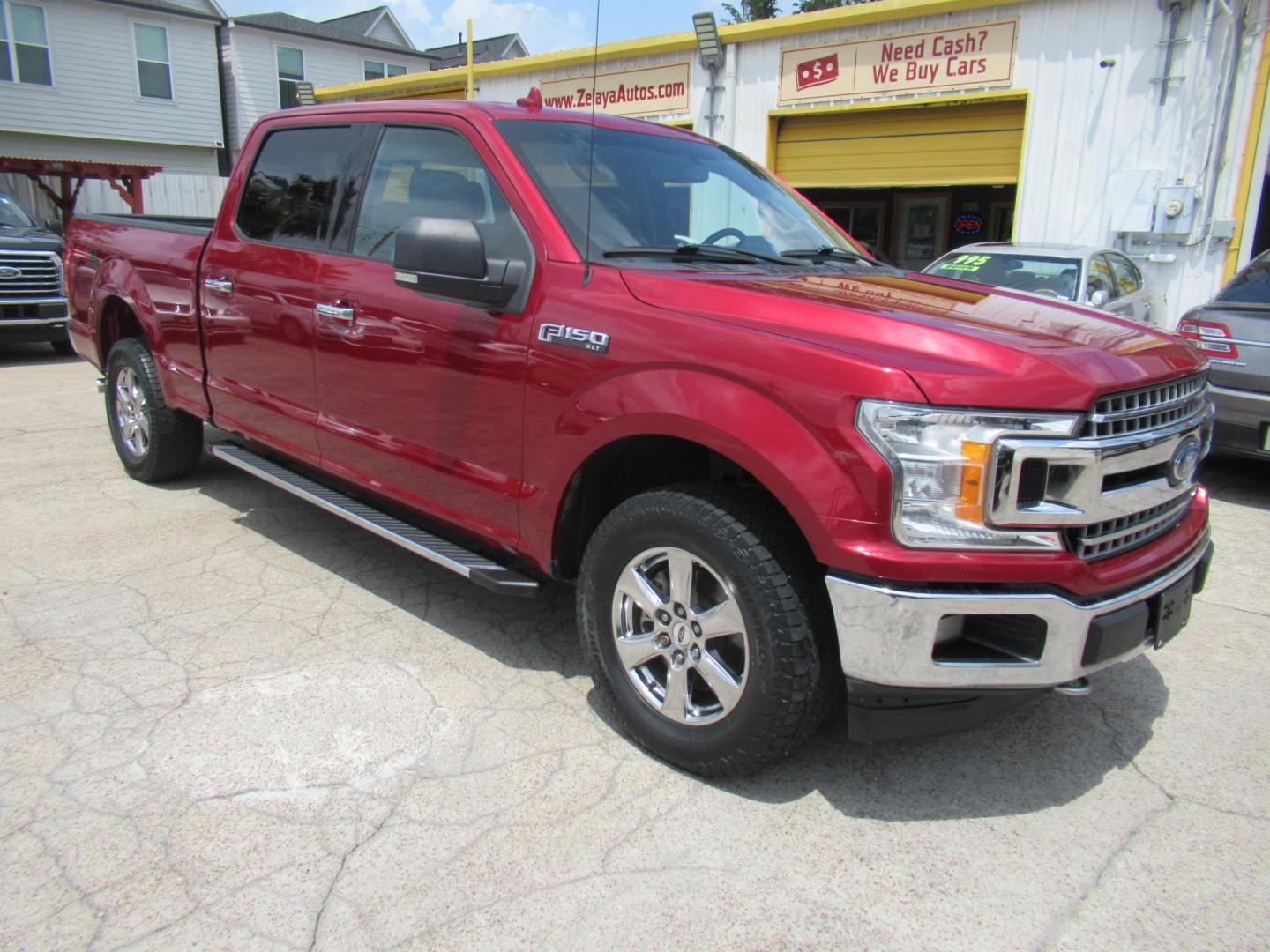 2018 Red /Gray Ford F-150 XLT SuperCrew 5.5-ft. Bed 4WD (1FTFW1EG2JK) with an 3.5 V6 engine, Automatic transmission, located at 1511 North Shepherd Dr., Houston, TX, 77008, (281) 657-1221, 29.798361, -95.412560 - 2018 FORD F-150 XLT VIN: 1FTFW1EG2JKE39369 1 F T F W 1 E G 2 J K E 3 9 3 6 9 CREW PICKUP 3.5L V6 F DOHC 24V GASOLINE REAR WHEEL DRIVE W/ 4X4 - Photo#25