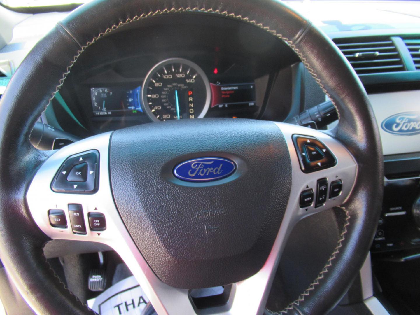 2014 White /Black Ford Explorer Sport 4WD (1FM5K8GT7EG) with an 3.5L V6 DOHC 24V engine, Automatic transmission, located at 1511 North Shepherd Dr., Houston, TX, 77008, (281) 657-1221, 29.798361, -95.412560 - 2014 FORD EXPLORER SPORT VIN: 1FM5K8GT7EGC11771 1 F M 5 K 8 G T 7 E G C 1 1 7 7 1 4 DOOR WAGON/SPORT UTILITY 3.5L V6 F DOHC 24V GASOLINE FRONT WHEEL DRIVE W/ 4X4 - Photo#2