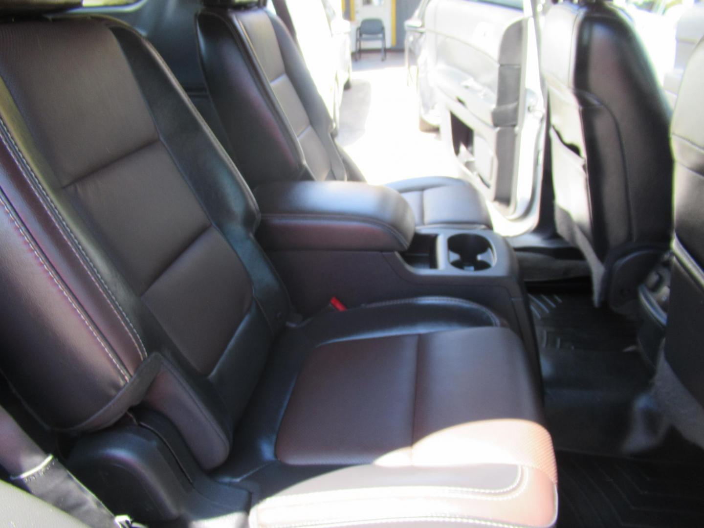 2014 White /Black Ford Explorer Sport 4WD (1FM5K8GT7EG) with an 3.5L V6 DOHC 24V engine, Automatic transmission, located at 1511 North Shepherd Dr., Houston, TX, 77008, (281) 657-1221, 29.798361, -95.412560 - 2014 FORD EXPLORER SPORT VIN: 1FM5K8GT7EGC11771 1 F M 5 K 8 G T 7 E G C 1 1 7 7 1 4 DOOR WAGON/SPORT UTILITY 3.5L V6 F DOHC 24V GASOLINE FRONT WHEEL DRIVE W/ 4X4 - Photo#17