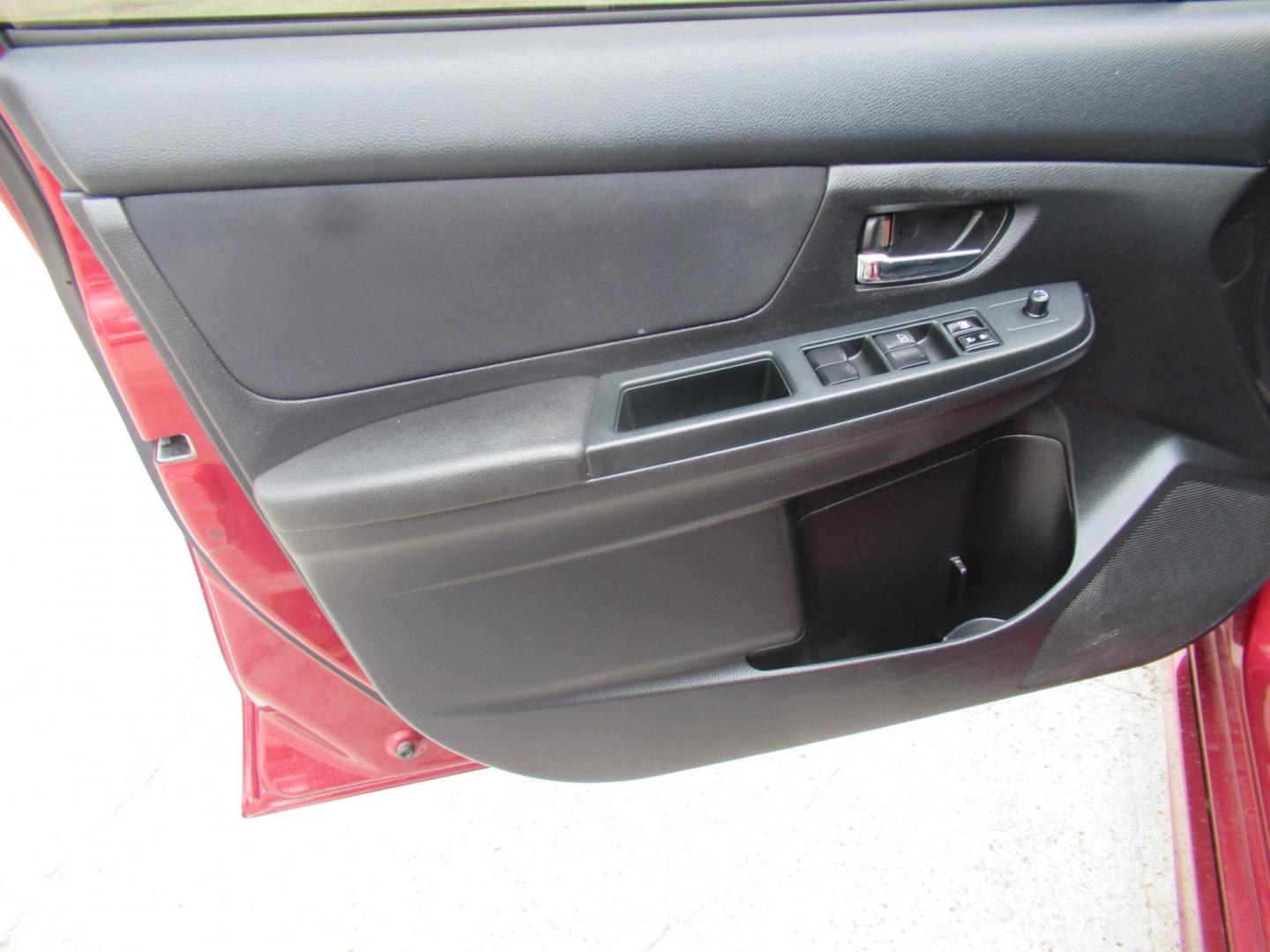2014 Red /Black Subaru Impreza 2.0i Sport Premium (JF1GPAL60E8) with an 2.0L H4 DOHC 16V engine, Automatic transmission, located at 1511 North Shepherd Dr., Houston, TX, 77008, (281) 657-1221, 29.798361, -95.412560 - 2014 SUBARU IMPREZA 2.0I SPORT PREMIUM VIN: JF1GPAL60E8257433 J F 1 G P A L 6 0 E 8 2 5 7 4 3 3 WAGON 4 DR 2.0L H4 F SOHC 16V GASOLINE ALL WHEEL DRIVE - Photo#5