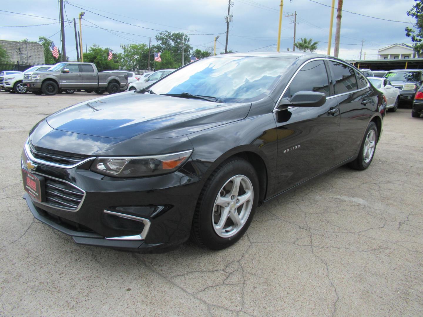 2018 Black /Black Chevrolet Malibu LS (1G1ZB5ST1JF) with an 1.5L L4 DOHC 16V engine, 6A transmission, located at 1511 North Shepherd Dr., Houston, TX, 77008, (281) 657-1221, 29.798361, -95.412560 - 2018 CHEVROLET MALIBU LS VIN: 1G1ZB5ST1JF266754 1 G 1 Z B 5 S T 1 J F 2 6 6 7 5 4 SEDAN 4 DR 1.5L I4 F DOHC 16V GASOLINE FRONT WHEEL DRIVE - Photo#16