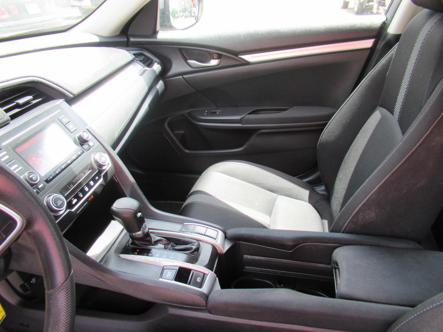 2017 Gray /Black Honda Civic LX Sedan CVT (19XFC2F51HE) with an 2.0L L4 DOHC 16V engine, CVT transmission, located at 1511 North Shepherd Dr., Houston, TX, 77008, (281) 657-1221, 29.798361, -95.412560 - 2017 HONDA CIVIC LX VIN: 19XFC2F51HE036413 1 9 X F C 2 F 5 1 H E 0 3 6 4 1 3 SEDAN 4 DR 2.0L I4 F DOHC 16V GASOLINE FRONT WHEEL DRIVE - Photo#3