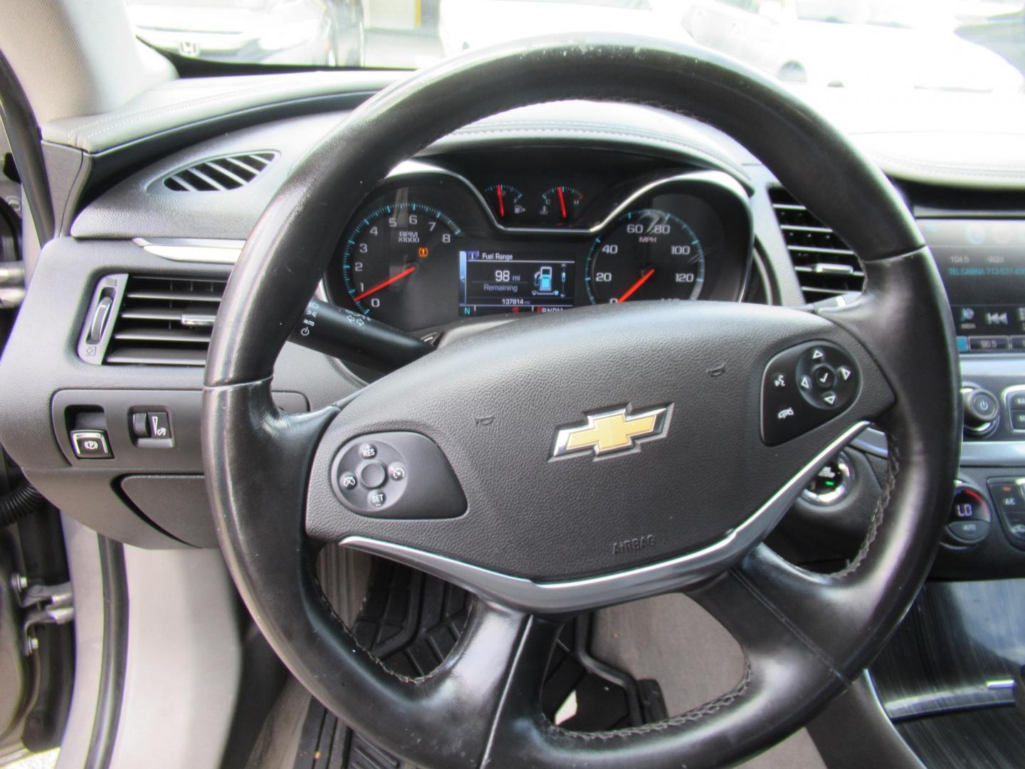 2018 Gray /Black Chevrolet Impala LT (2G1105S31J9) with an 3.6L V6 DOHC 24V engine, 6A transmission, located at 1511 North Shepherd Dr., Houston, TX, 77008, (281) 657-1221, 29.798361, -95.412560 - 2018 CHEVROLET IMPALA LT VIN: 2G1105S31J9119670 2 G 1 1 0 5 S 3 1 J 9 1 1 9 6 7 0 SEDAN 4 DR 3.6L V6 F DOHC 24V GASOLINE FRONT WHEEL DRIVE - Photo#2