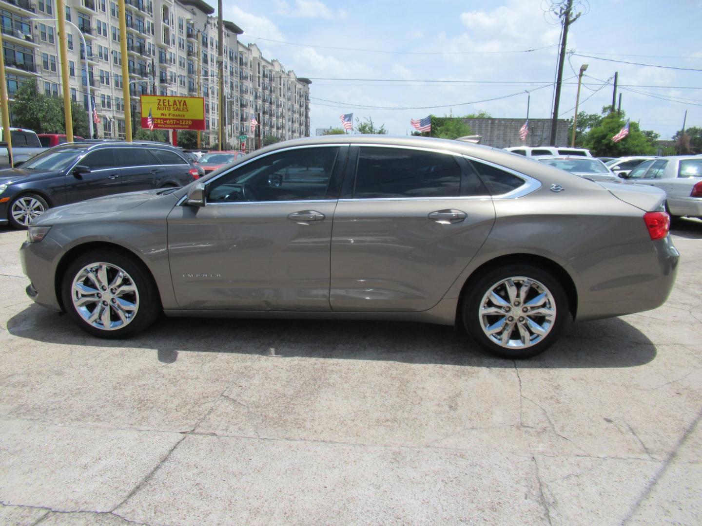2018 Gray /Black Chevrolet Impala LT (2G1105S31J9) with an 3.6L V6 DOHC 24V engine, 6A transmission, located at 1511 North Shepherd Dr., Houston, TX, 77008, (281) 657-1221, 29.798361, -95.412560 - 2018 CHEVROLET IMPALA LT VIN: 2G1105S31J9119670 2 G 1 1 0 5 S 3 1 J 9 1 1 9 6 7 0 SEDAN 4 DR 3.6L V6 F DOHC 24V GASOLINE FRONT WHEEL DRIVE - Photo#26