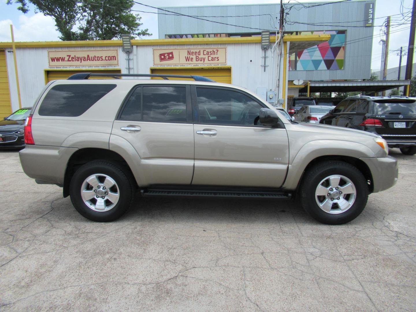 2006 Gold /Tan Toyota 4Runner Sport Edition 2WD (JTEZU14R360) with an 4.0L V6 DOHC 24V engine, Automatic Overdrive transmission, located at 1511 North Shepherd Dr., Houston, TX, 77008, (281) 657-1221, 29.798361, -95.412560 - 2006 TOYOTA 4RUNNER SR5 VIN: JTEZU14R360074771 J T E Z U 1 4 R 3 6 0 0 7 4 7 7 1 4 DOOR WAGON/SPORT UTILITY 4.0L V6 F DOHC 24V GASOLINE REAR WHEEL DRIVE - Photo#21