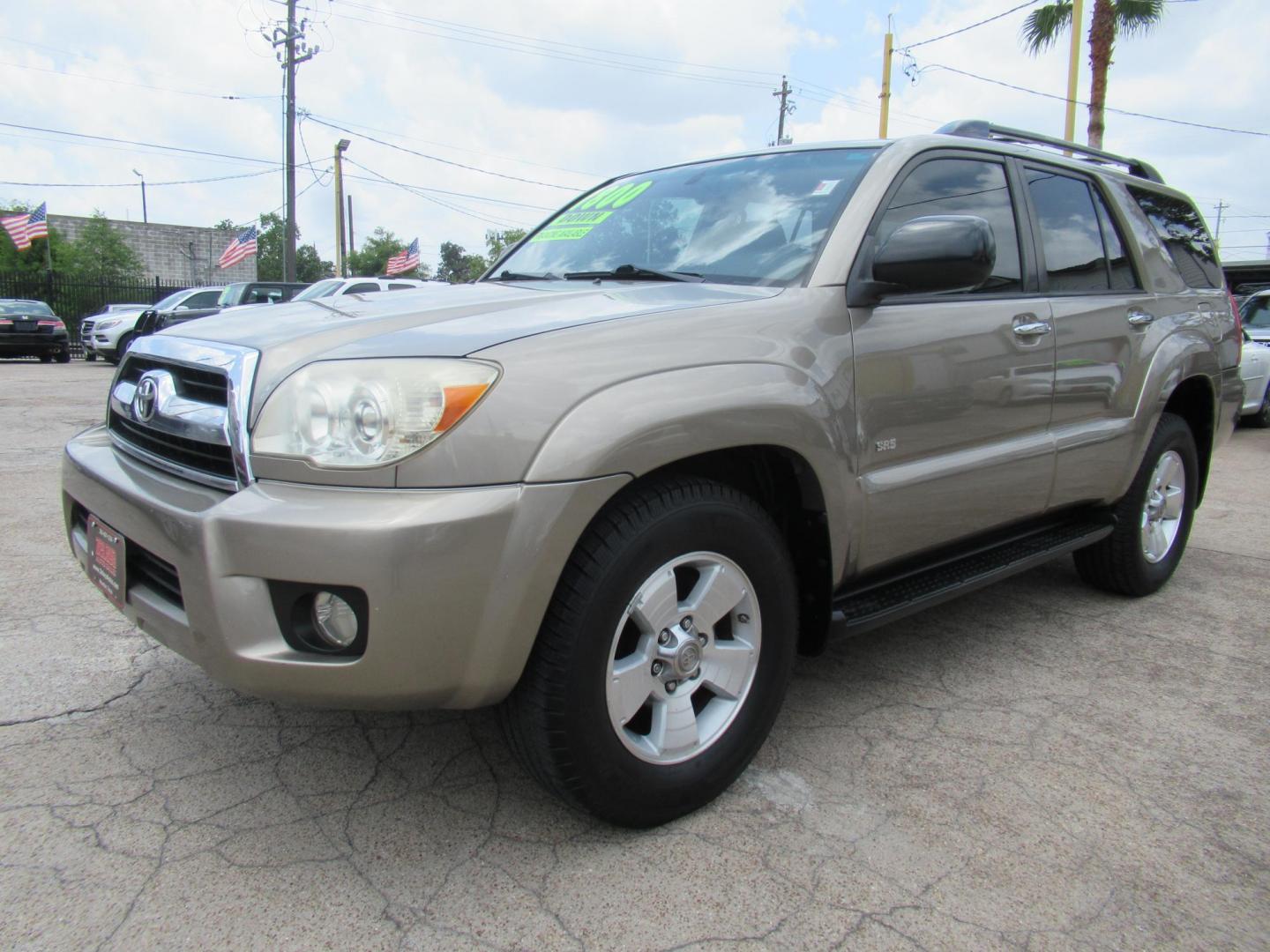 2006 Gold /Tan Toyota 4Runner Sport Edition 2WD (JTEZU14R360) with an 4.0L V6 DOHC 24V engine, Automatic Overdrive transmission, located at 1511 North Shepherd Dr., Houston, TX, 77008, (281) 657-1221, 29.798361, -95.412560 - 2006 TOYOTA 4RUNNER SR5 VIN: JTEZU14R360074771 J T E Z U 1 4 R 3 6 0 0 7 4 7 7 1 4 DOOR WAGON/SPORT UTILITY 4.0L V6 F DOHC 24V GASOLINE REAR WHEEL DRIVE - Photo#22
