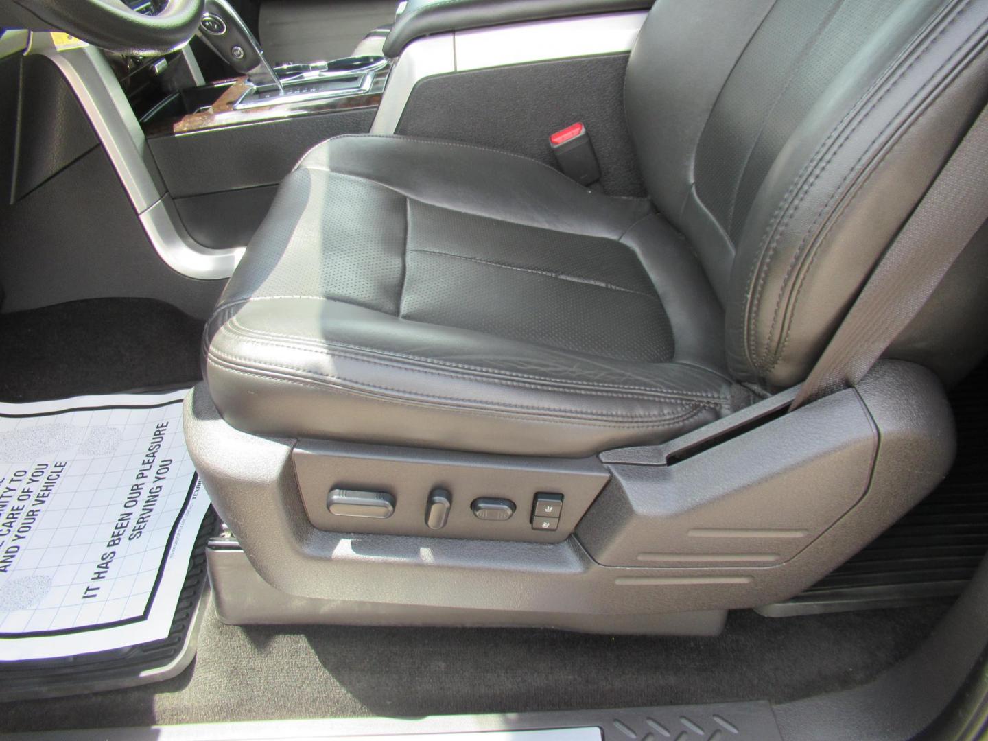 2014 Gray /Black Ford F-150 FX4 SuperCrew 5.5-ft. Bed 4WD (1FTFW1ET8EF) with an 3.5L V6 TURBO engine, Automatic transmission, located at 1511 North Shepherd Dr., Houston, TX, 77008, (281) 657-1221, 29.798361, -95.412560 - 2014 FORD F-150 PLATINUM VIN: 1FTFW1ET8EFA38064 1 F T F W 1 E T 8 E F A 3 8 0 6 4 CREW PICKUP 3.5L V6 F DOHC 24V GASOLINE REAR WHEEL DRIVE W/ 4X4 - Photo#21