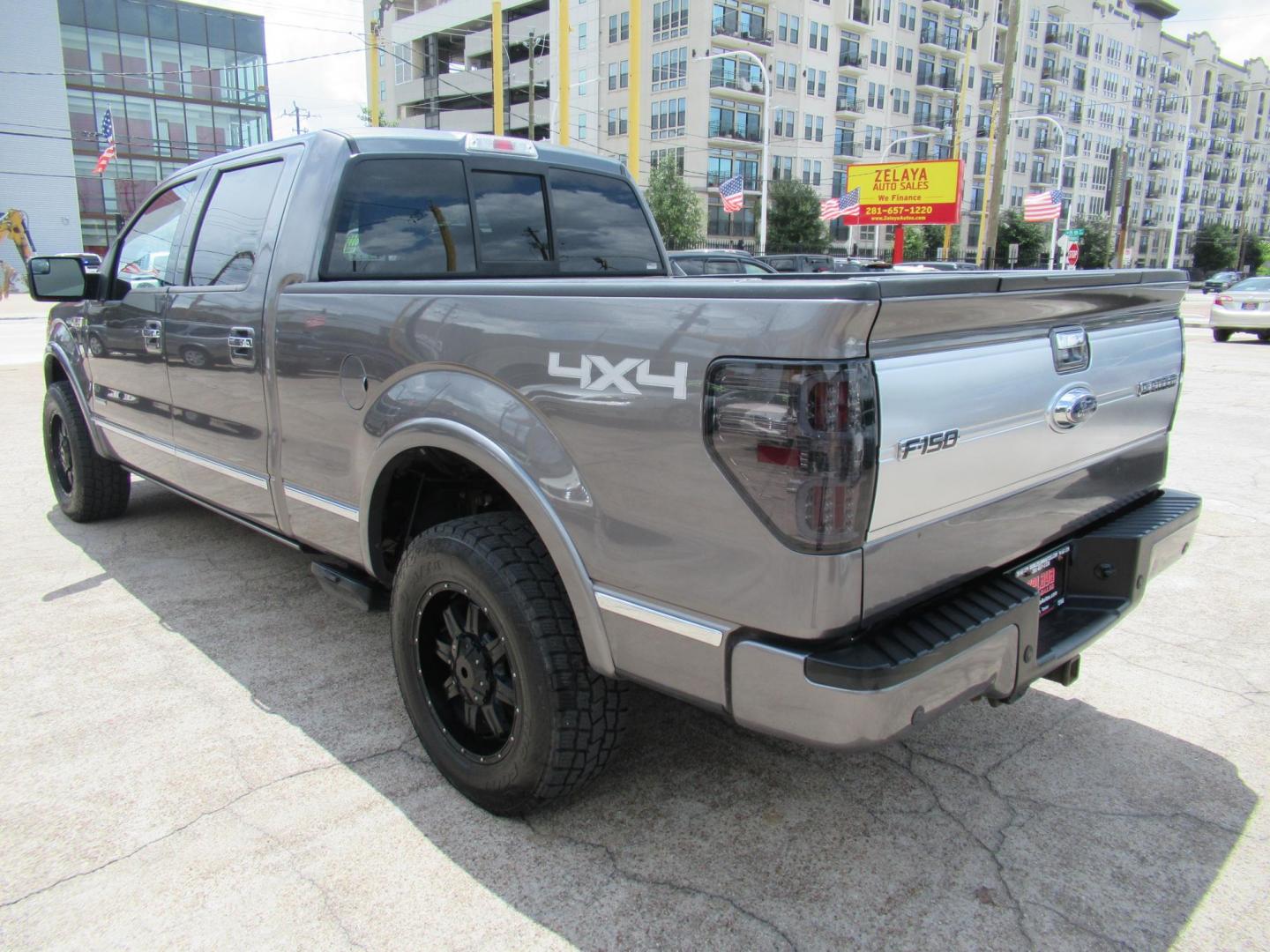 2014 Gray /Black Ford F-150 FX4 SuperCrew 5.5-ft. Bed 4WD (1FTFW1ET8EF) with an 3.5L V6 TURBO engine, Automatic transmission, located at 1511 North Shepherd Dr., Houston, TX, 77008, (281) 657-1221, 29.798361, -95.412560 - 2014 FORD F-150 PLATINUM VIN: 1FTFW1ET8EFA38064 1 F T F W 1 E T 8 E F A 3 8 0 6 4 CREW PICKUP 3.5L V6 F DOHC 24V GASOLINE REAR WHEEL DRIVE W/ 4X4 - Photo#26