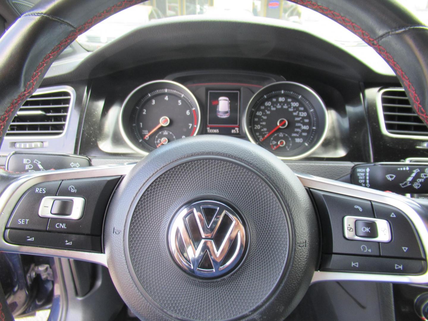 2017 BLUE /BLACK Volkswagen Golf GTI S 6M 4-Door (3VW547AU0HM) with an 2.0L L4 DOHC 16V TURBO engine, 6M transmission, located at 1511 North Shepherd Dr., Houston, TX, 77008, (281) 657-1221, 29.798361, -95.412560 - 2017 VOLKSWAGEN GOLF GTI SPORT VIN: 3VW547AU0HM041240 3 V W 5 4 7 A U 0 H M 0 4 1 2 4 0 HATCHBACK 4 DR 2L I4 F DOHC 16V GASOLINE FRONT WHEEL DRIVE - Photo#5