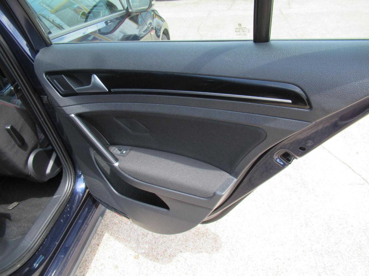 2017 BLUE /BLACK Volkswagen Golf GTI S 6M 4-Door (3VW547AU0HM) with an 2.0L L4 DOHC 16V TURBO engine, 6M transmission, located at 1511 North Shepherd Dr., Houston, TX, 77008, (281) 657-1221, 29.798361, -95.412560 - 2017 VOLKSWAGEN GOLF GTI SPORT VIN: 3VW547AU0HM041240 3 V W 5 4 7 A U 0 H M 0 4 1 2 4 0 HATCHBACK 4 DR 2L I4 F DOHC 16V GASOLINE FRONT WHEEL DRIVE - Photo#11