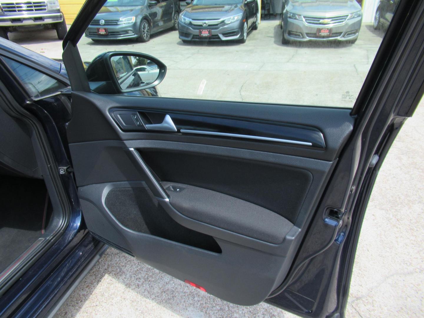 2017 BLUE /BLACK Volkswagen Golf GTI S 6M 4-Door (3VW547AU0HM) with an 2.0L L4 DOHC 16V TURBO engine, 6M transmission, located at 1511 North Shepherd Dr., Houston, TX, 77008, (281) 657-1221, 29.798361, -95.412560 - 2017 VOLKSWAGEN GOLF GTI SPORT VIN: 3VW547AU0HM041240 3 V W 5 4 7 A U 0 H M 0 4 1 2 4 0 HATCHBACK 4 DR 2L I4 F DOHC 16V GASOLINE FRONT WHEEL DRIVE - Photo#13