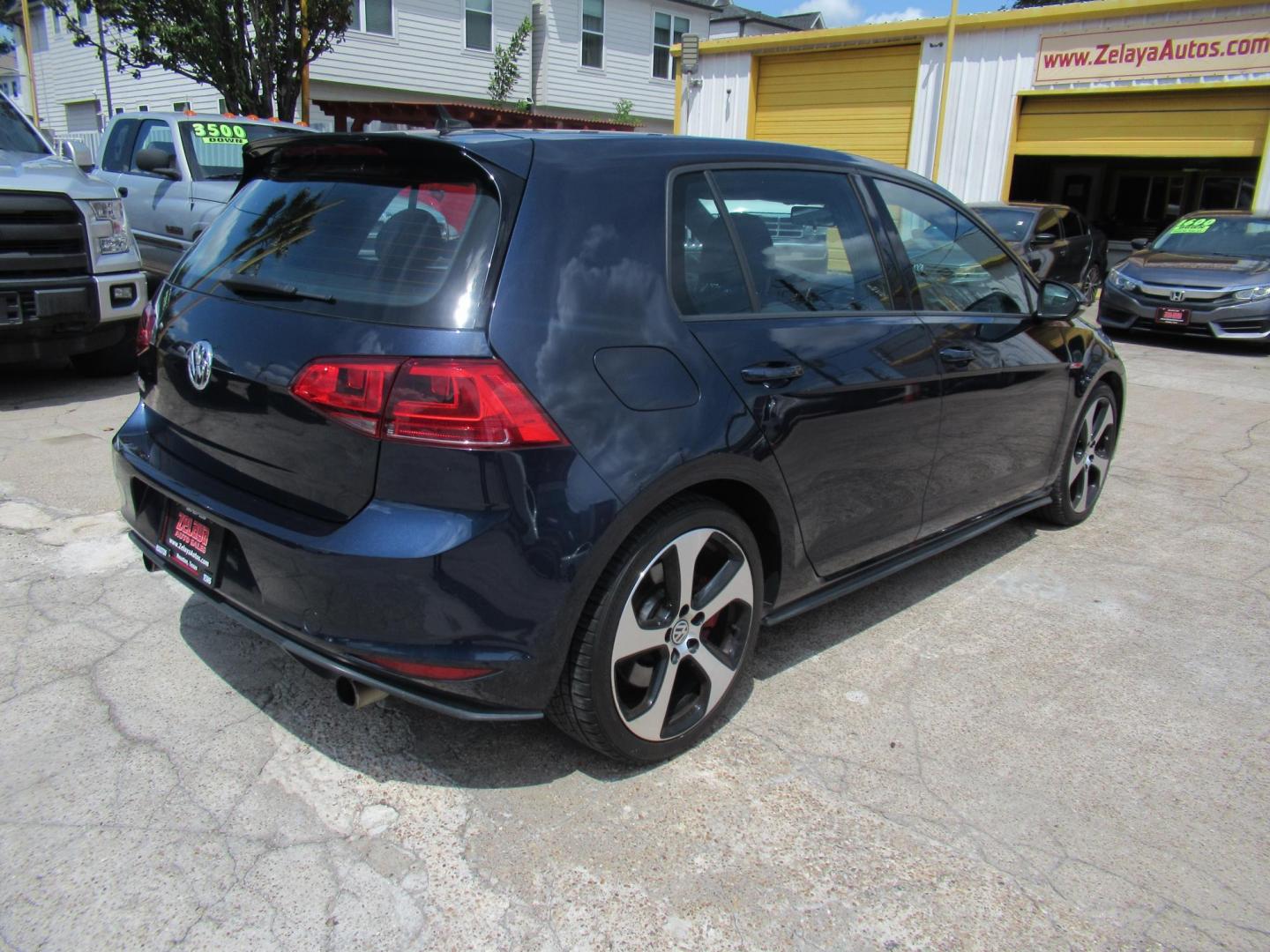 2017 BLUE /BLACK Volkswagen Golf GTI S 6M 4-Door (3VW547AU0HM) with an 2.0L L4 DOHC 16V TURBO engine, 6M transmission, located at 1511 North Shepherd Dr., Houston, TX, 77008, (281) 657-1221, 29.798361, -95.412560 - 2017 VOLKSWAGEN GOLF GTI SPORT VIN: 3VW547AU0HM041240 3 V W 5 4 7 A U 0 H M 0 4 1 2 4 0 HATCHBACK 4 DR 2L I4 F DOHC 16V GASOLINE FRONT WHEEL DRIVE - Photo#18