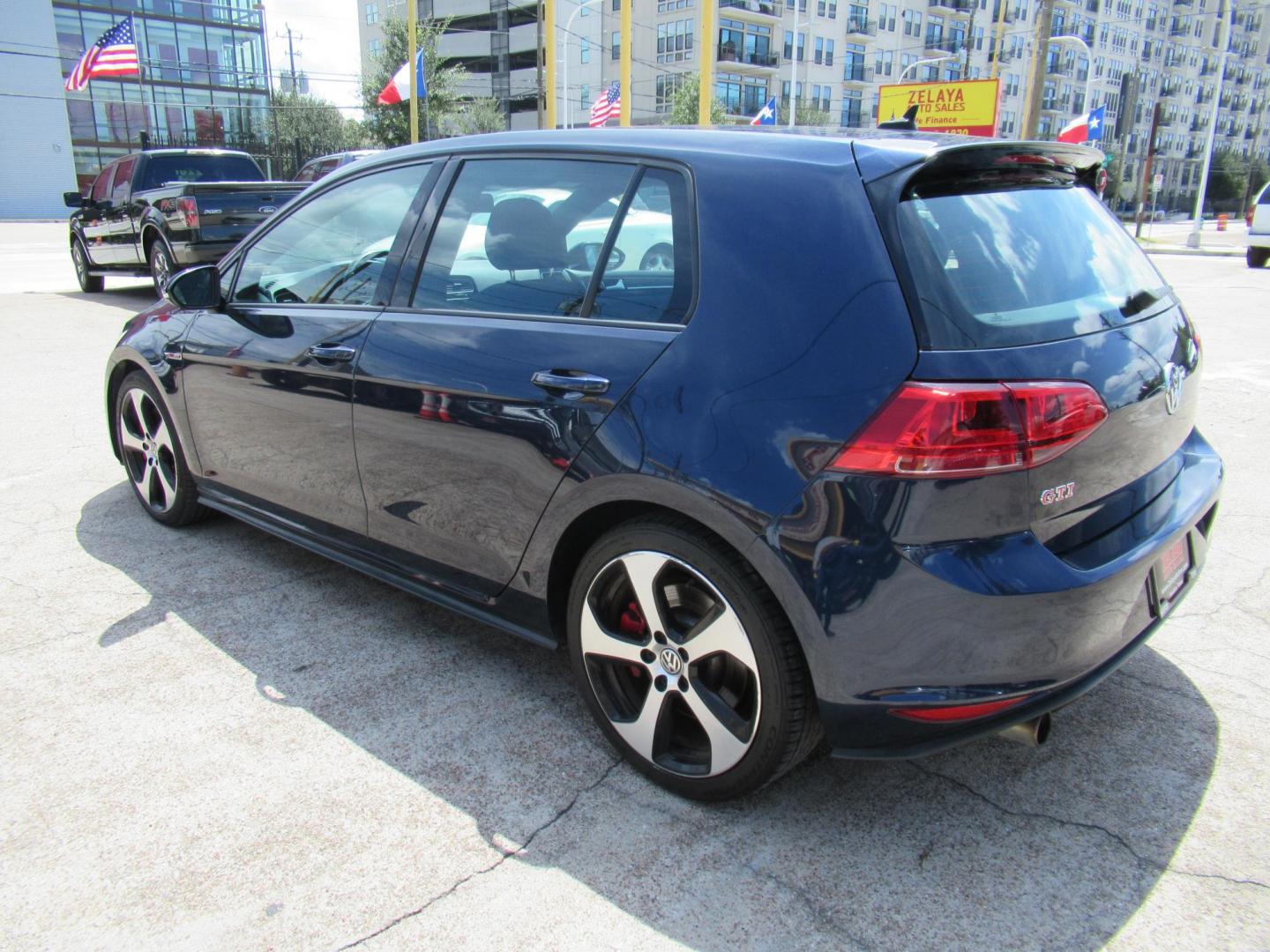 2017 BLUE /BLACK Volkswagen Golf GTI S 6M 4-Door (3VW547AU0HM) with an 2.0L L4 DOHC 16V TURBO engine, 6M transmission, located at 1511 North Shepherd Dr., Houston, TX, 77008, (281) 657-1221, 29.798361, -95.412560 - 2017 VOLKSWAGEN GOLF GTI SPORT VIN: 3VW547AU0HM041240 3 V W 5 4 7 A U 0 H M 0 4 1 2 4 0 HATCHBACK 4 DR 2L I4 F DOHC 16V GASOLINE FRONT WHEEL DRIVE - Photo#21