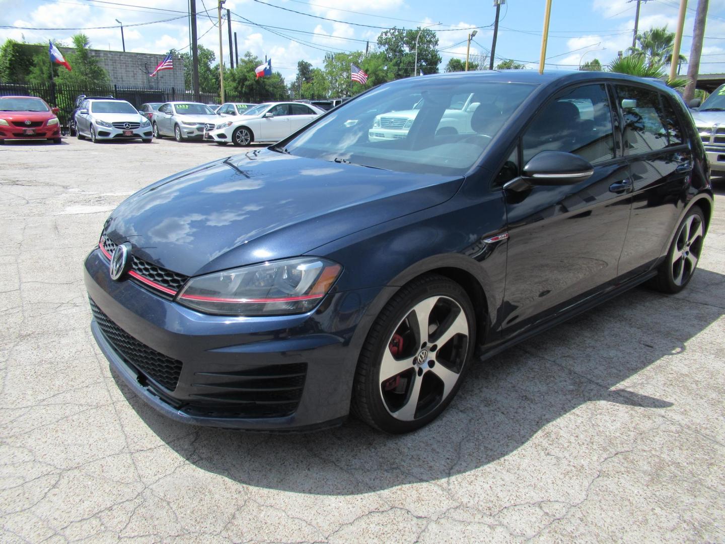 2017 BLUE /BLACK Volkswagen Golf GTI S 6M 4-Door (3VW547AU0HM) with an 2.0L L4 DOHC 16V TURBO engine, 6M transmission, located at 1511 North Shepherd Dr., Houston, TX, 77008, (281) 657-1221, 29.798361, -95.412560 - 2017 VOLKSWAGEN GOLF GTI SPORT VIN: 3VW547AU0HM041240 3 V W 5 4 7 A U 0 H M 0 4 1 2 4 0 HATCHBACK 4 DR 2L I4 F DOHC 16V GASOLINE FRONT WHEEL DRIVE - Photo#26