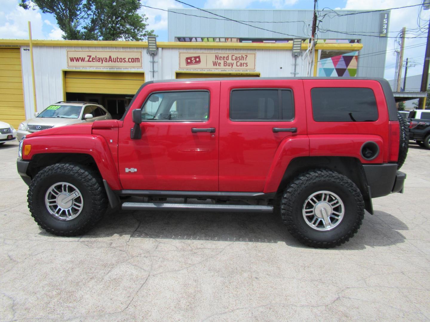 2007 Red /Black Hummer H3 Adventure (5GTDN13E478) with an 3.7L L5 DOHC 20V engine, Manual transmission, located at 1511 North Shepherd Dr., Houston, TX, 77008, (281) 657-1221, 29.798361, -95.412560 - 2007 HUMMER H3 H3X VIN: 5GTDN13E478254346 5 G T D N 1 3 E 4 7 8 2 5 4 3 4 6 4 DOOR WAGON/SPORT UTILITY 3.7L I5 F DOHC GASOLINE ALL WHEEL DRIVE - Photo#22