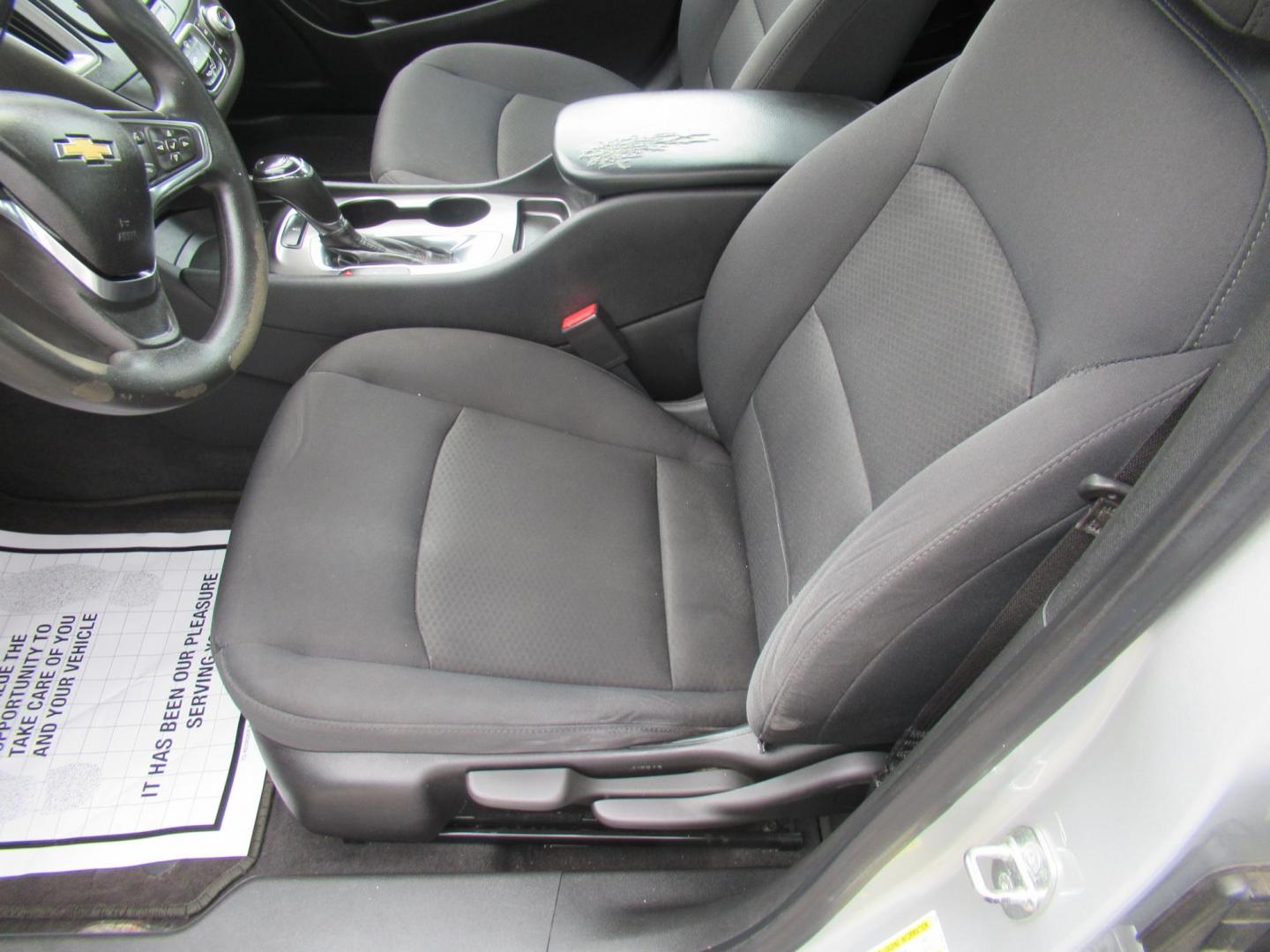 2016 Silver /Black Chevrolet Malibu LS (1G1ZB5ST0GF) with an 1.5L L4 DOHC 16V engine, 6A transmission, located at 1511 North Shepherd Dr., Houston, TX, 77008, (281) 657-1221, 29.798361, -95.412560 - 2016 CHEVROLET MALIBU LS VIN: 1G1ZB5ST0GF347074 1 G 1 Z B 5 S T 0 G F 3 4 7 0 7 4 SEDAN 4 DR 1.5L I4 F DOHC 16V GASOLINE FRONT WHEEL DRIVE - Photo#2