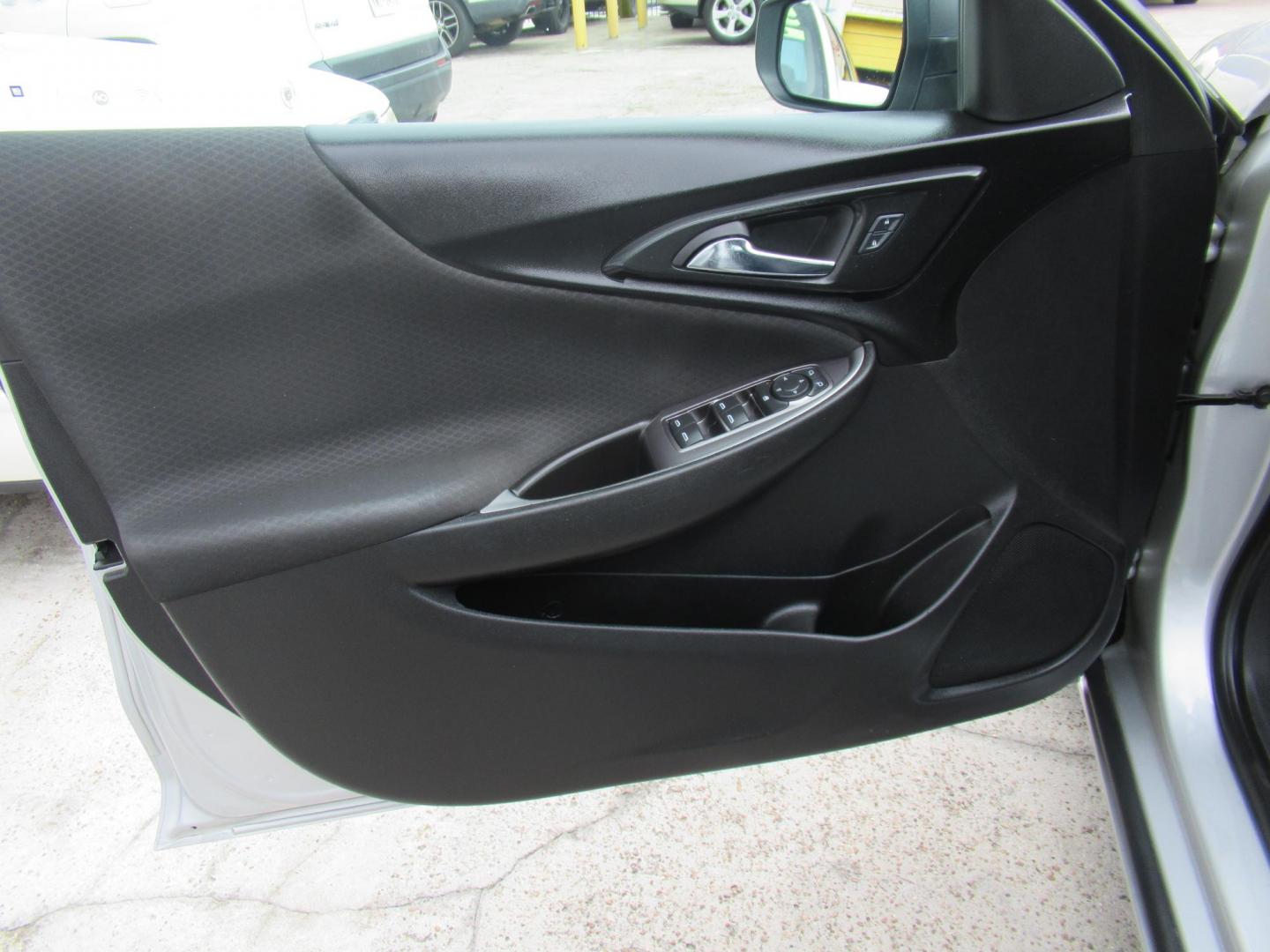 2016 Silver /Black Chevrolet Malibu LS (1G1ZB5ST0GF) with an 1.5L L4 DOHC 16V engine, 6A transmission, located at 1511 North Shepherd Dr., Houston, TX, 77008, (281) 657-1221, 29.798361, -95.412560 - 2016 CHEVROLET MALIBU LS VIN: 1G1ZB5ST0GF347074 1 G 1 Z B 5 S T 0 G F 3 4 7 0 7 4 SEDAN 4 DR 1.5L I4 F DOHC 16V GASOLINE FRONT WHEEL DRIVE - Photo#1