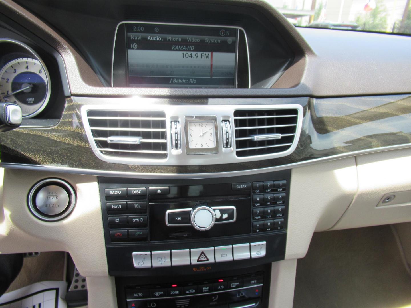 2015 White /Tan Mercedes-Benz E-Class E350 Sport Sedan (WDDHF5KBXFB) with an 3.5L V6 DOHC 24V engine, Automatic transmission, located at 1511 North Shepherd Dr., Houston, TX, 77008, (281) 657-1221, 29.798361, -95.412560 - 2015 MERCEDES-BENZ E-CLASS E 350 VIN: WDDHF5KBXFB117102 W D D H F 5 K B X F B 1 1 7 1 0 2 SEDAN 4 DR 3.5L V6 F DOHC 24V GASOLINE REAR WHEEL DRIVE - Photo#15