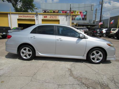 2012 Toyota Corolla LE AT