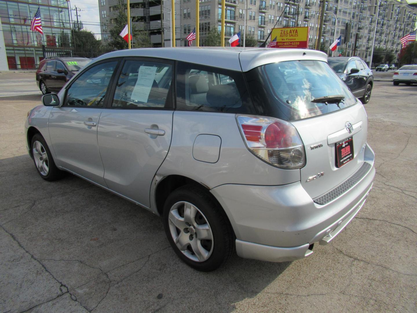 2005 Silver /Black Toyota Matrix 4WD (2T1LR32E25C) with an 1.8L L4 DOHC 16V engine, 4-Speed Automatic Overdrive transmission, located at 1511 North Shepherd Dr., Houston, TX, 77008, (281) 657-1221, 29.798361, -95.412560 - 2005 TOYOTA MATRIX XR VIN: 2T1LR32E25C457693 2 T 1 L R 3 2 E 2 5 C 4 5 7 6 9 3 HATCHBACK 4 DR 1.8L I4 F DOHC 16V GASOLINE ALL WHEEL DRIVE- Photo#18