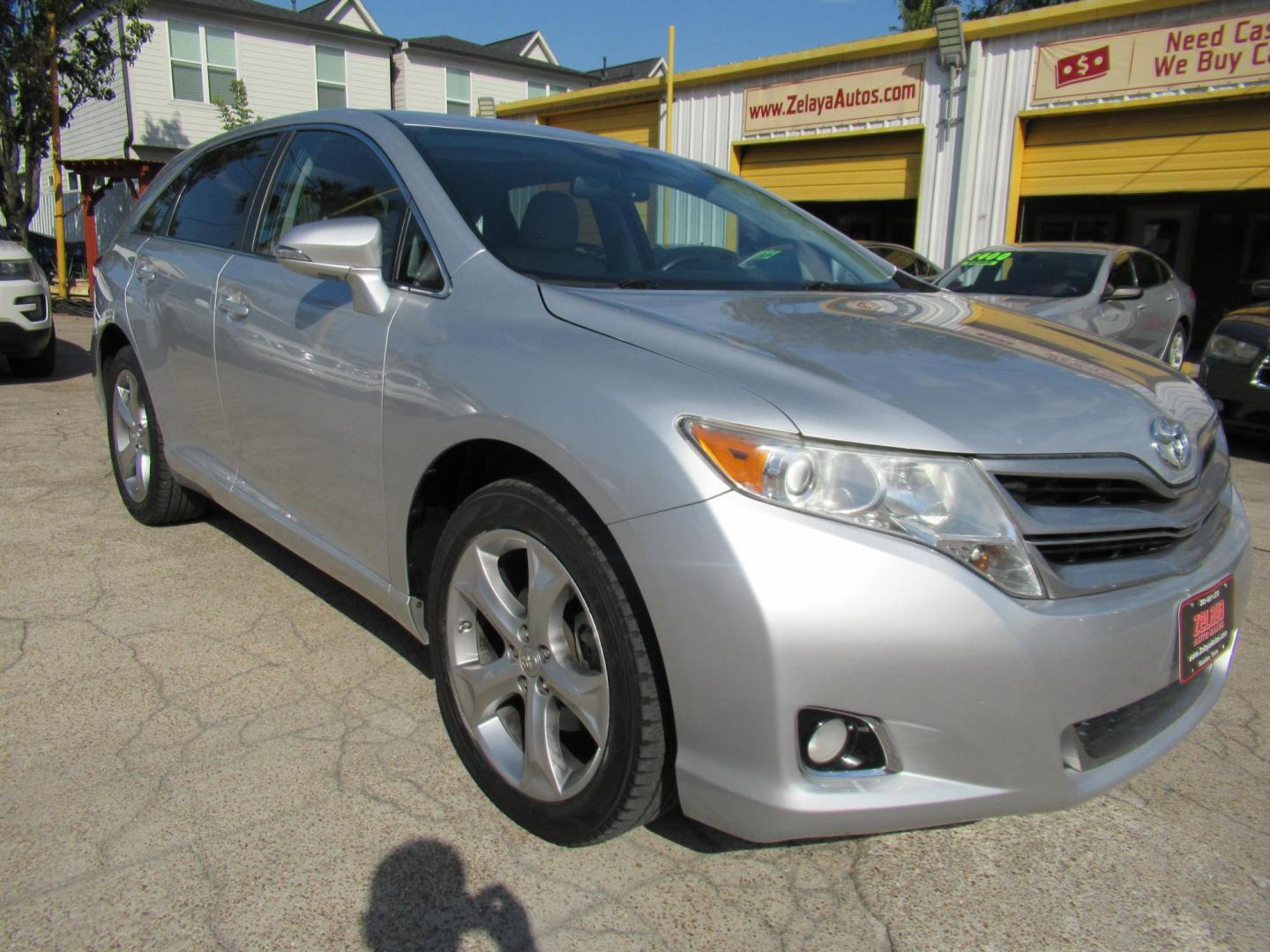 2014 Silver /Gray Toyota Venza LE V6 FWD (4T3ZK3BB3EU) with an 3.5L V6 DOHC 24V engine, 6-Speed Automatic transmission, located at 1511 North Shepherd Dr., Houston, TX, 77008, (281) 657-1221, 29.798361, -95.412560 - 2014 TOYOTA VENZA LE VIN: 4T3ZK3BB3EU069947 4 T 3 Z K 3 B B 3 E U 0 6 9 9 4 7 4 DOOR WAGON/SPORT UTILITY 3.5L V6 F DOHC 24V GASOLINE FRONT WHEEL DRIVE - Photo#20