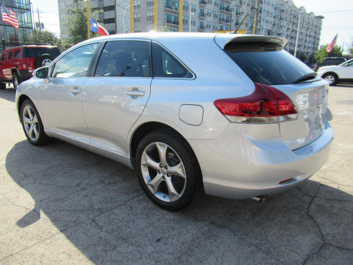 2014 Silver /Gray Toyota Venza LE V6 FWD (4T3ZK3BB3EU) with an 3.5L V6 DOHC 24V engine, 6-Speed Automatic transmission, located at 1511 North Shepherd Dr., Houston, TX, 77008, (281) 657-1221, 29.798361, -95.412560 - 2014 TOYOTA VENZA LE VIN: 4T3ZK3BB3EU069947 4 T 3 Z K 3 B B 3 E U 0 6 9 9 4 7 4 DOOR WAGON/SPORT UTILITY 3.5L V6 F DOHC 24V GASOLINE FRONT WHEEL DRIVE - Photo#24