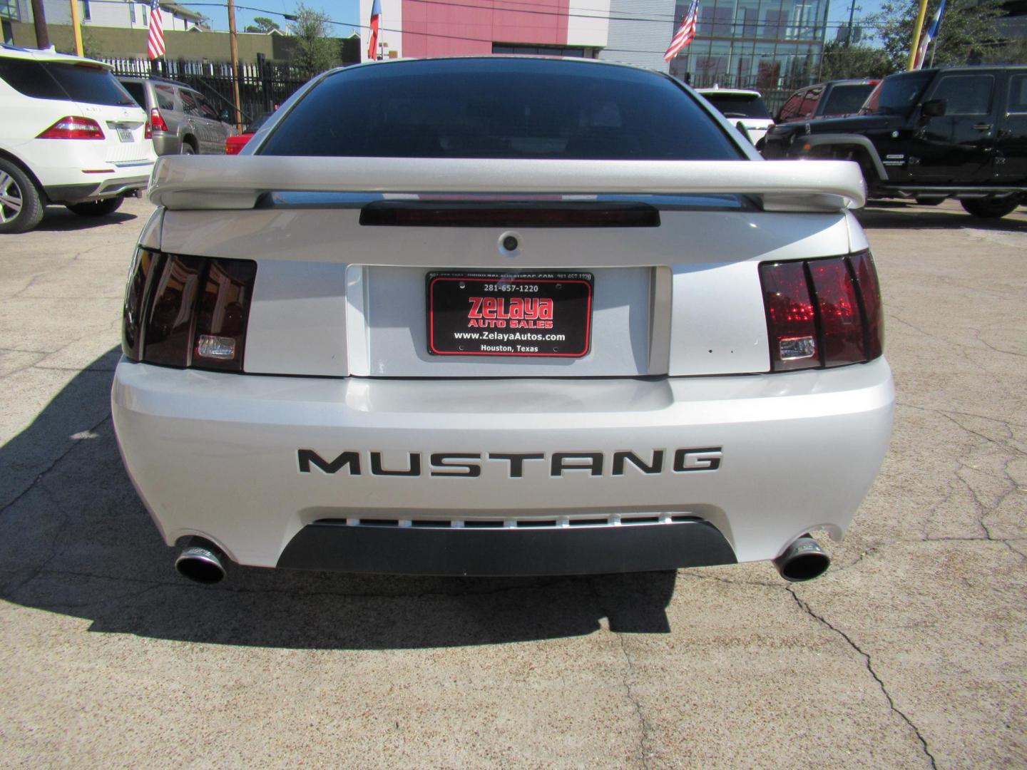 2001 Silver /Black Ford Mustang Bullitt GT (1FAFP42X31F) with an 4.6L V8 SOHC 16V engine, Automatic transmission, located at 1511 North Shepherd Dr., Houston, TX, 77008, (281) 657-1221, 29.798361, -95.412560 - 2001 FORD MUSTANG GT VIN: 1FAFP42X31F216064 1 F A F P 4 2 X 3 1 F 2 1 6 0 6 4 COUPE 4.6L V8 F SOHC 16V GASOLINE REAR WHEEL DRIVE - Photo#13