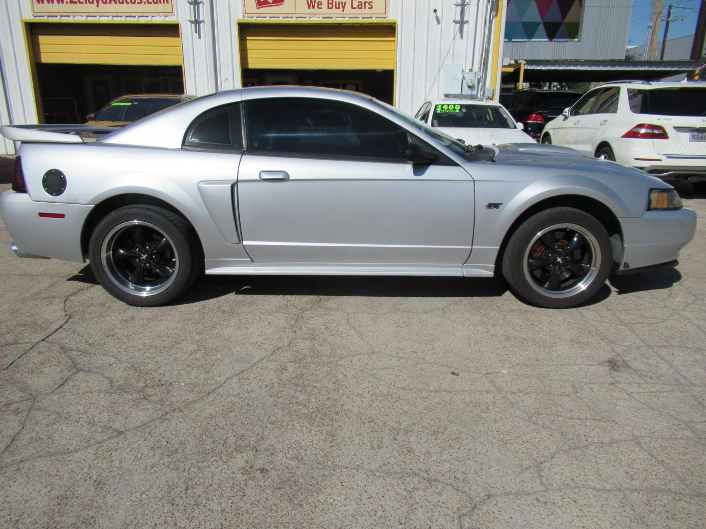 2001 Silver /Black Ford Mustang Bullitt GT (1FAFP42X31F) with an 4.6L V8 SOHC 16V engine, Automatic transmission, located at 1511 North Shepherd Dr., Houston, TX, 77008, (281) 657-1221, 29.798361, -95.412560 - 2001 FORD MUSTANG GT VIN: 1FAFP42X31F216064 1 F A F P 4 2 X 3 1 F 2 1 6 0 6 4 COUPE 4.6L V8 F SOHC 16V GASOLINE REAR WHEEL DRIVE - Photo#16