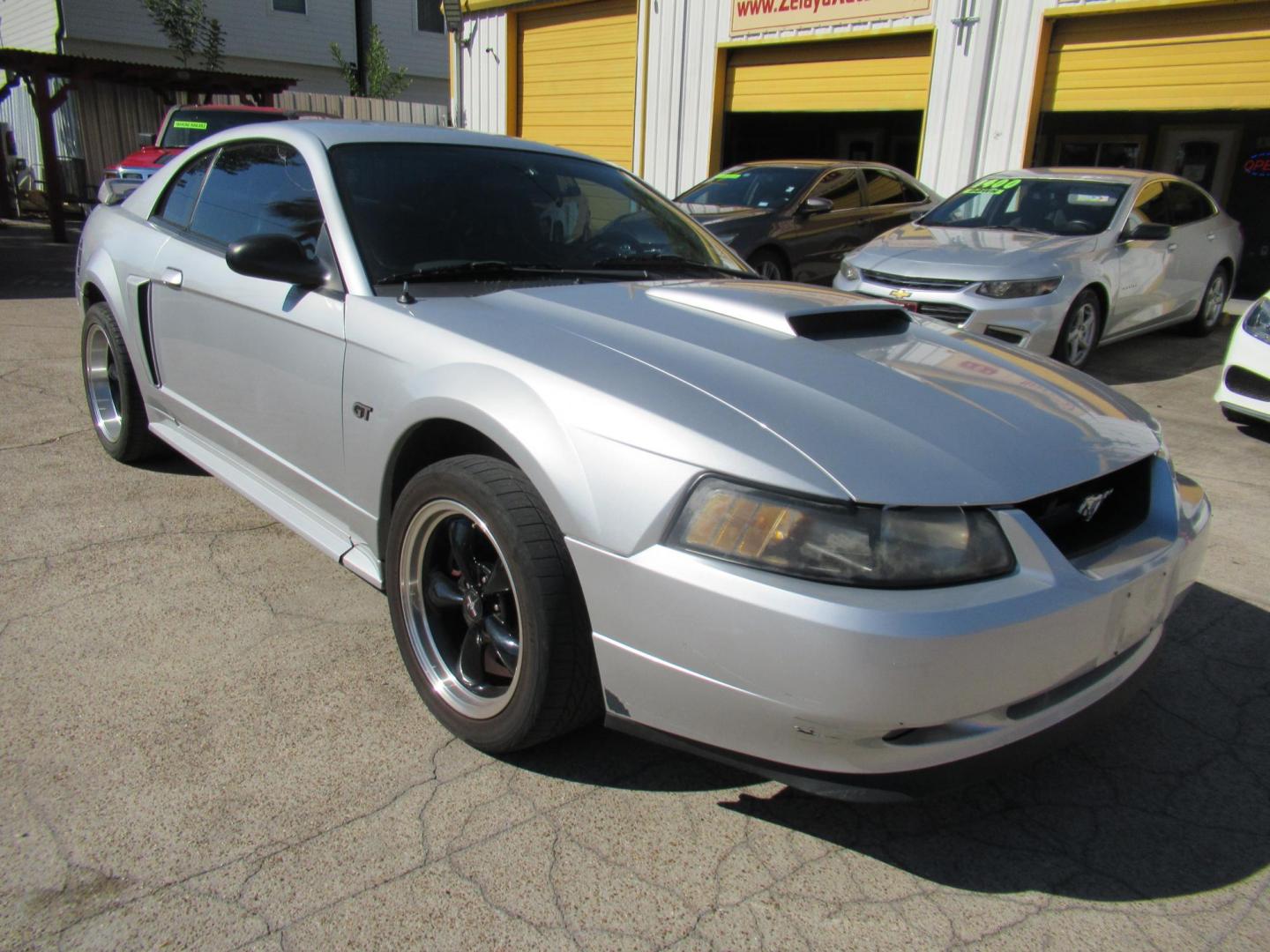 2001 Silver /Black Ford Mustang Bullitt GT (1FAFP42X31F) with an 4.6L V8 SOHC 16V engine, Automatic transmission, located at 1511 North Shepherd Dr., Houston, TX, 77008, (281) 657-1221, 29.798361, -95.412560 - 2001 FORD MUSTANG GT VIN: 1FAFP42X31F216064 1 F A F P 4 2 X 3 1 F 2 1 6 0 6 4 COUPE 4.6L V8 F SOHC 16V GASOLINE REAR WHEEL DRIVE - Photo#17