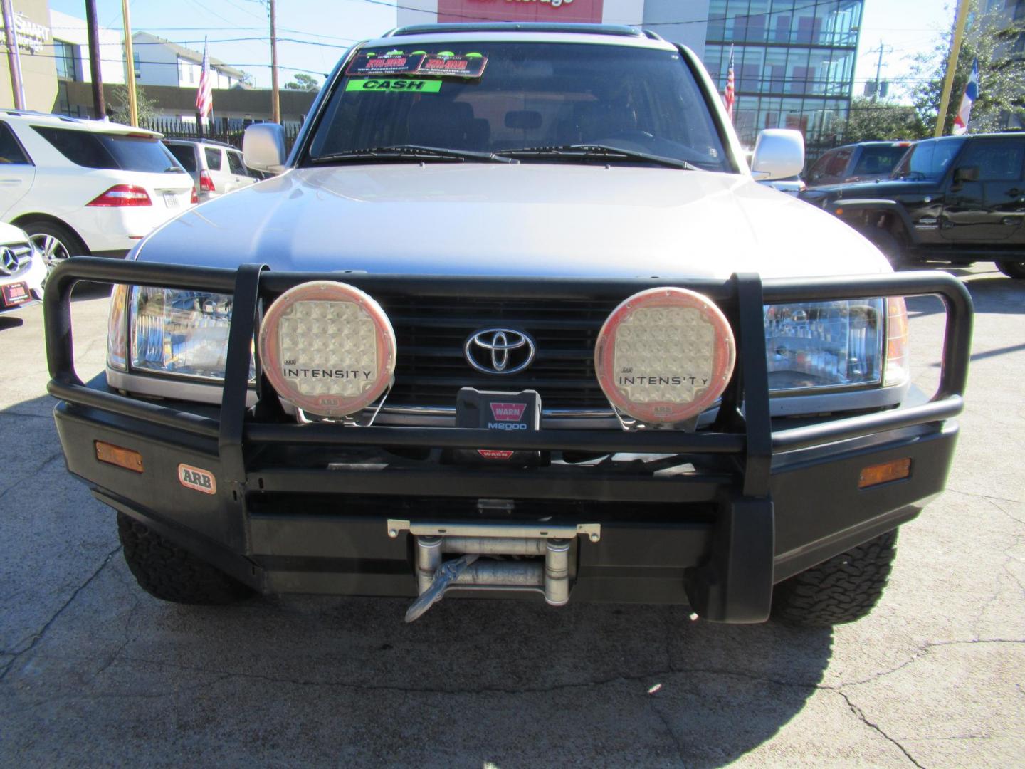2001 Toyota Land Cruiser 4WD (JTEHT05J112) with an 4.7L V8 SOHC 16V engine, 4-Speed Automatic Overdrive transmission, located at 1511 North Shepherd Dr., Houston, TX, 77008, (281) 657-1221, 29.798361, -95.412560 - 2001 TOYOTA LAND CRUISER VIN: JTEHT05J112007701 J T E H T 0 5 J 1 1 2 0 0 7 7 0 1 4 DOOR WAGON/SPORT UTILITY 4.7L V8 F DOHC 32V GASOLINE ONE OWNER STRONG ENGINE CLEAN INTERIOR RUNS GREAT TRANSMISSION SHIFTS SMOOTH DONT MISS OUT ON THIS NICE LAND CRUISER ALL WHEEL DRIVE CASH OR CASHIERS - Photo#34