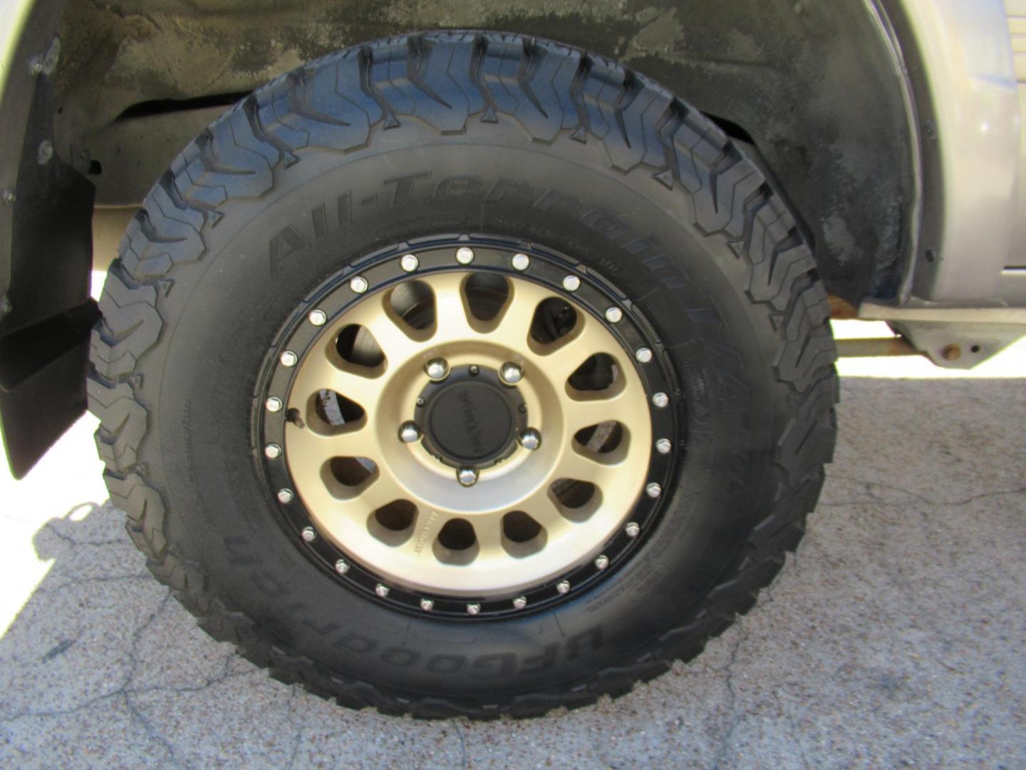 2001 Toyota Land Cruiser 4WD (JTEHT05J112) with an 4.7L V8 SOHC 16V engine, 4-Speed Automatic Overdrive transmission, located at 1511 North Shepherd Dr., Houston, TX, 77008, (281) 657-1221, 29.798361, -95.412560 - 2001 TOYOTA LAND CRUISER VIN: JTEHT05J112007701 J T E H T 0 5 J 1 1 2 0 0 7 7 0 1 4 DOOR WAGON/SPORT UTILITY 4.7L V8 F DOHC 32V GASOLINE ONE OWNER STRONG ENGINE CLEAN INTERIOR RUNS GREAT TRANSMISSION SHIFTS SMOOTH DONT MISS OUT ON THIS NICE LAND CRUISER ALL WHEEL DRIVE CASH OR CASHIERS - Photo#48