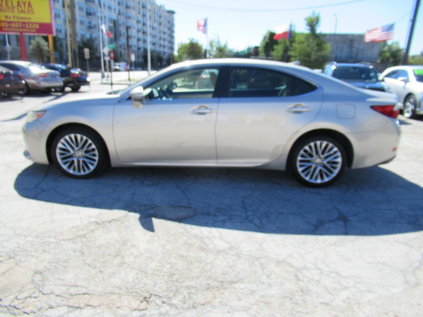 2013 Gold /Tan Lexus ES 350 Sedan (JTHBK1GG5D2) with an 3.5L V6 DOHC 24V engine, Automatic transmission, located at 1511 North Shepherd Dr., Houston, TX, 77008, (281) 657-1221, 29.798361, -95.412560 - 2013 LEXUS ES 350 VIN: JTHBK1GG5D2024542 J T H B K 1 G G 5 D 2 0 2 4 5 4 2 SEDAN 4 DR 3.5L V6 F DOHC 24V GASOLINE FRONT WHEEL DRIVE - Photo#30