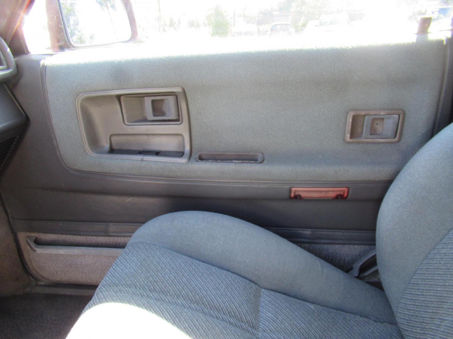 1987 Red /GRAY Toyota 4Runner SR5 4WD (JT3RN67W9H0) with an 2.4L L4 SOHC 8V engine, Automatic transmission, located at 1511 North Shepherd Dr., Houston, TX, 77008, (281) 657-1221, 29.798361, -95.412560 - 1987 TOYOTA 4RUNNER SR5 TURBO VIN: JT3RN67W9H0179337 J T 3 R N 6 7 W 9 H 0 1 7 9 3 3 7 UTILITY (BLAZER, JIMMY, SCOUT, ETC.) 2.4L I4 F GASOLINE WOW WHAT A GEM! ONE OWNER CLASSIC FRESH PAINT AUTOMATIC TURBO! ORIGINAL MILES FACTORY CHROME BUMPERS INTACT ALTIMETER ORIGINAL RADIO ELECTRONIC D - Photo#9