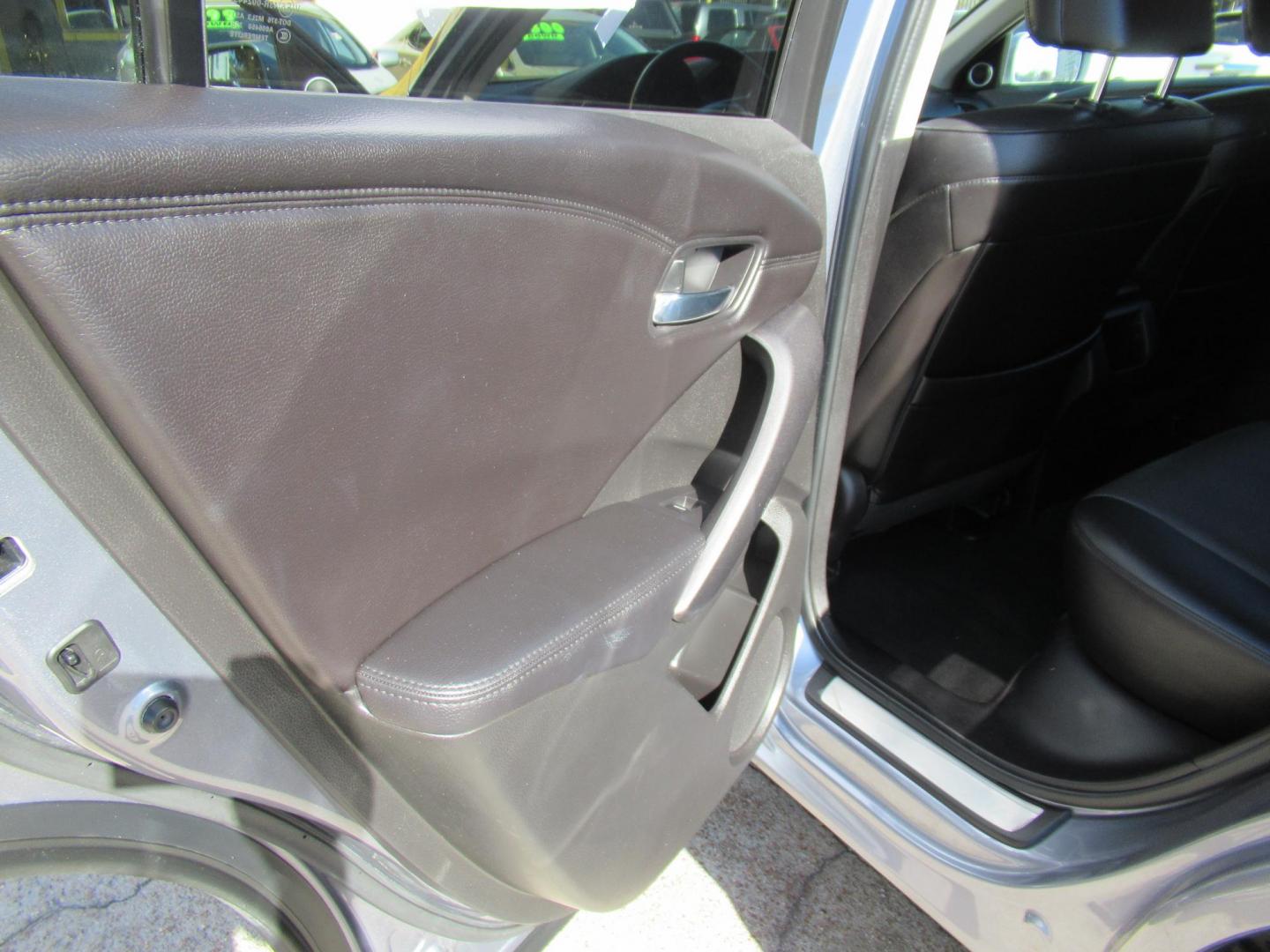 2015 BLUE /Gray Acura RDX 6-Spd AT w/ Technology Package (5J8TB3H51FL) with an 2.3L L4 DOHC 16V engine, 6-Speed Automatic transmission, located at 1511 North Shepherd Dr., Houston, TX, 77008, (281) 657-1221, 29.798361, -95.412560 - 2015 ACURA RDX W/TECH VIN: 5J8TB3H51FL011753 5 J 8 T B 3 H 5 1 F L 0 1 1 7 5 3 4 DOOR WAGON/SPORT UTILITY 3.5L V6 F SOHC 24V GASOLINE FRONT WHEEL DRIVE This CARFAX Report Provided by: Zelaya Auto Sales, Inc - Photo#10
