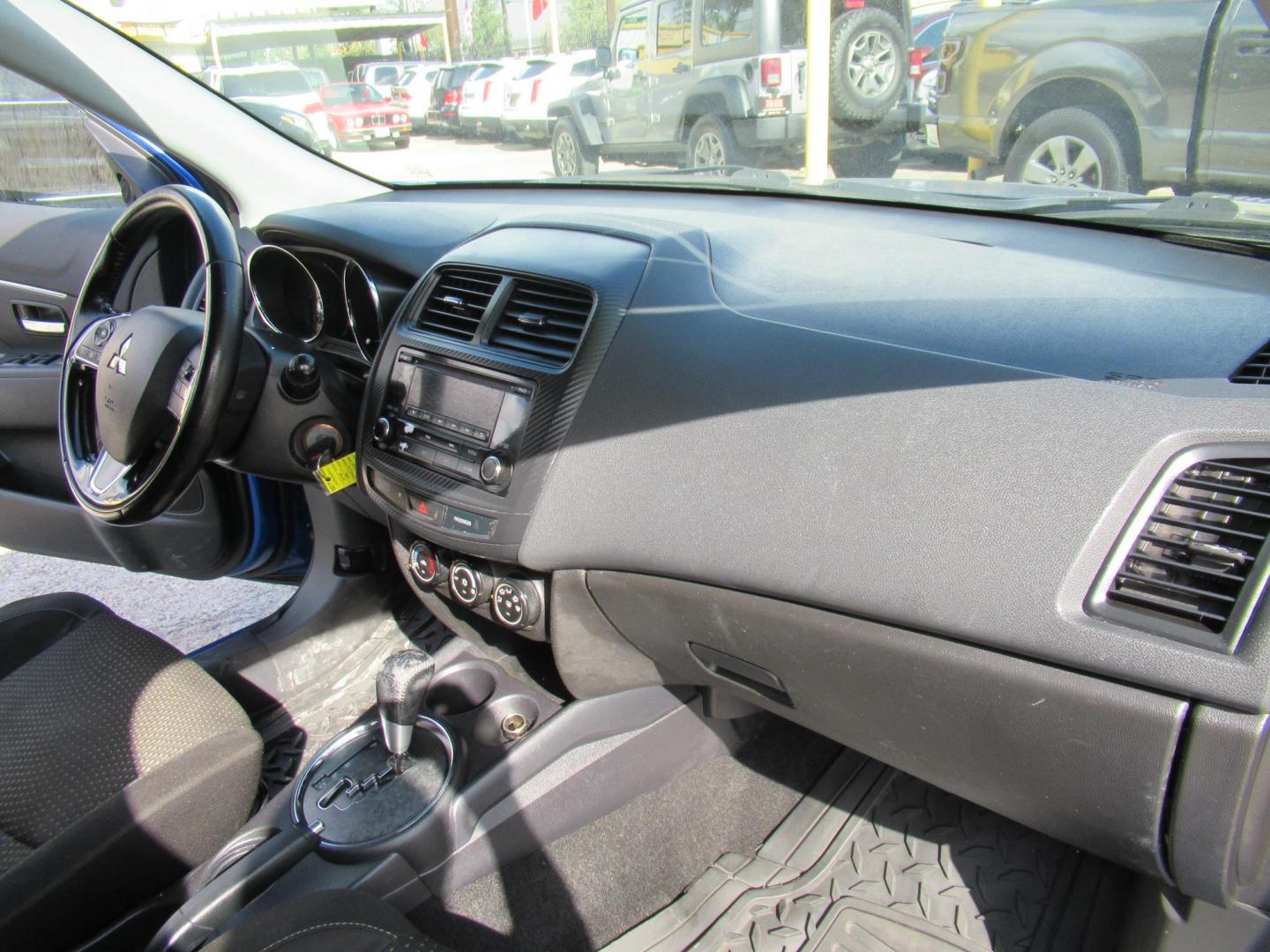 2016 BLUE /Black Mitsubishi Outlander Sport 2.4 ES CVT (JA4AP3AW9GZ) with an 2.4L L4 DOHC 16V engine, CVT transmission, located at 1511 North Shepherd Dr., Houston, TX, 77008, (281) 657-1221, 29.798361, -95.412560 - 2016 MITSUBISHI OUTLANDER SPORT 2.4 ES VIN: JA4AP3AW9GZ043787 J A 4 A P 3 A W 9 G Z 0 4 3 7 8 7 4 DOOR WAGON/SPORT UTILITY 2.4L I4 F DOHC 16V GASOLINE FRONT WHEEL DRIVE - Photo#3