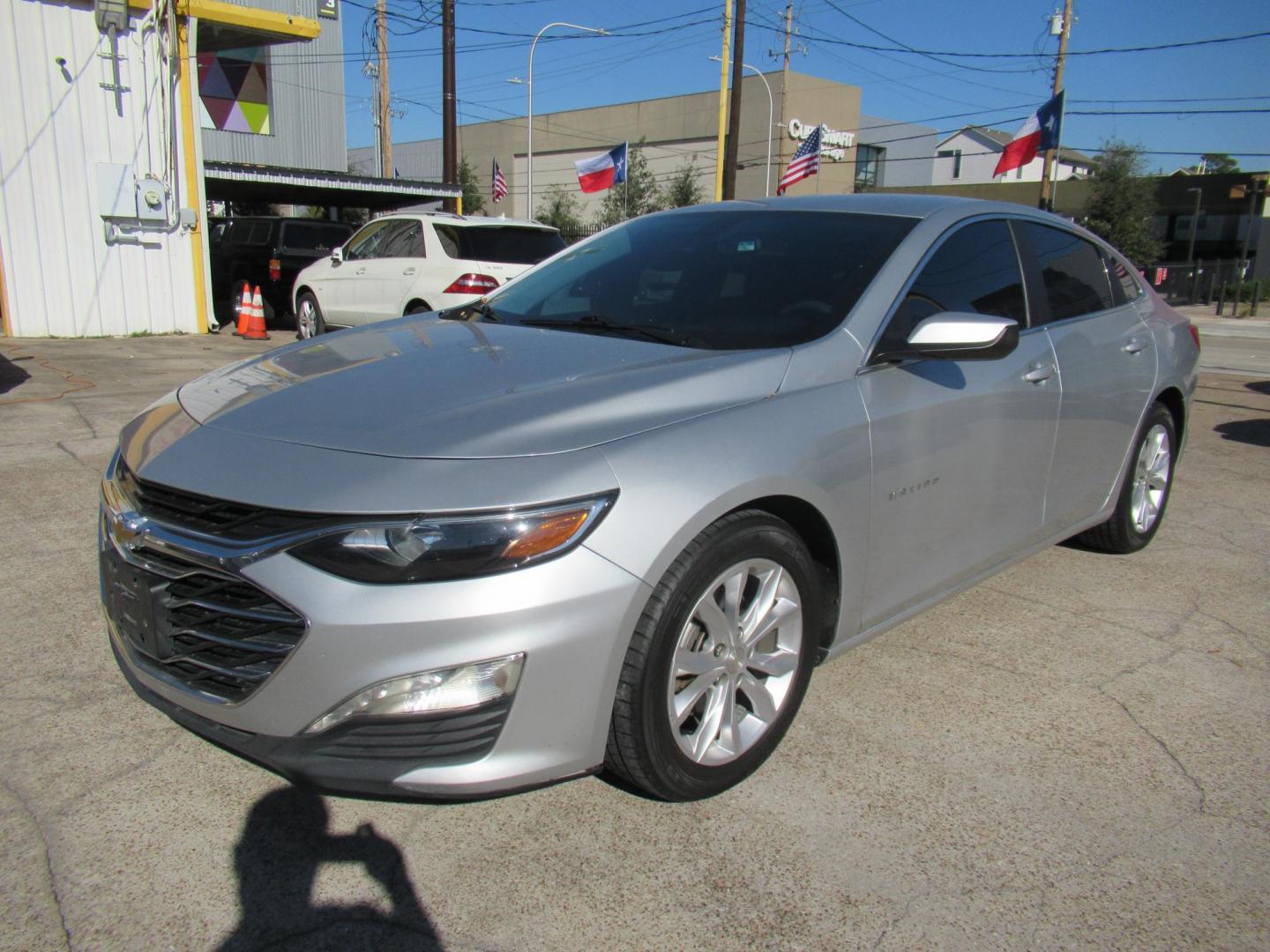 2020 Chevrolet Malibu LT (1G1ZD5ST2LF) with an 1.5L L4 DOHC 16V engine, 6A transmission, located at 1511 North Shepherd Dr., Houston, TX, 77008, (281) 657-1221, 29.798361, -95.412560 - 2020 CHEVROLET MALIBU LT VIN: 1G1ZD5ST2LF007297 1 G 1 Z D 5 S T 2 L F 0 0 7 2 9 7 SEDAN 4 DR 1.5L I4 F DOHC 16V GASOLINE FRONT WHEEL DRIVE - Photo#14