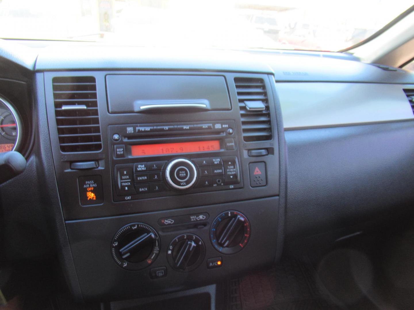 2012 Black /Black Nissan Versa 1.8 SL Hatchback (3N1BC1CP0CK) with an 1.8L L4 DOHC 16V engine, Continuously Variable Transmission transmission, located at 1511 North Shepherd Dr., Houston, TX, 77008, (281) 657-1221, 29.798361, -95.412560 - 2012 NISSAN VERSA 1.8 S VIN: 3N1BC1CP0CK257268 3 N 1 B C 1 C P 0 C K 2 5 7 2 6 8 HATCHBACK 4 DR 1.8L I4 F DOHC 16V GASOLINE FRONT WHEEL DRIVE - Photo#1