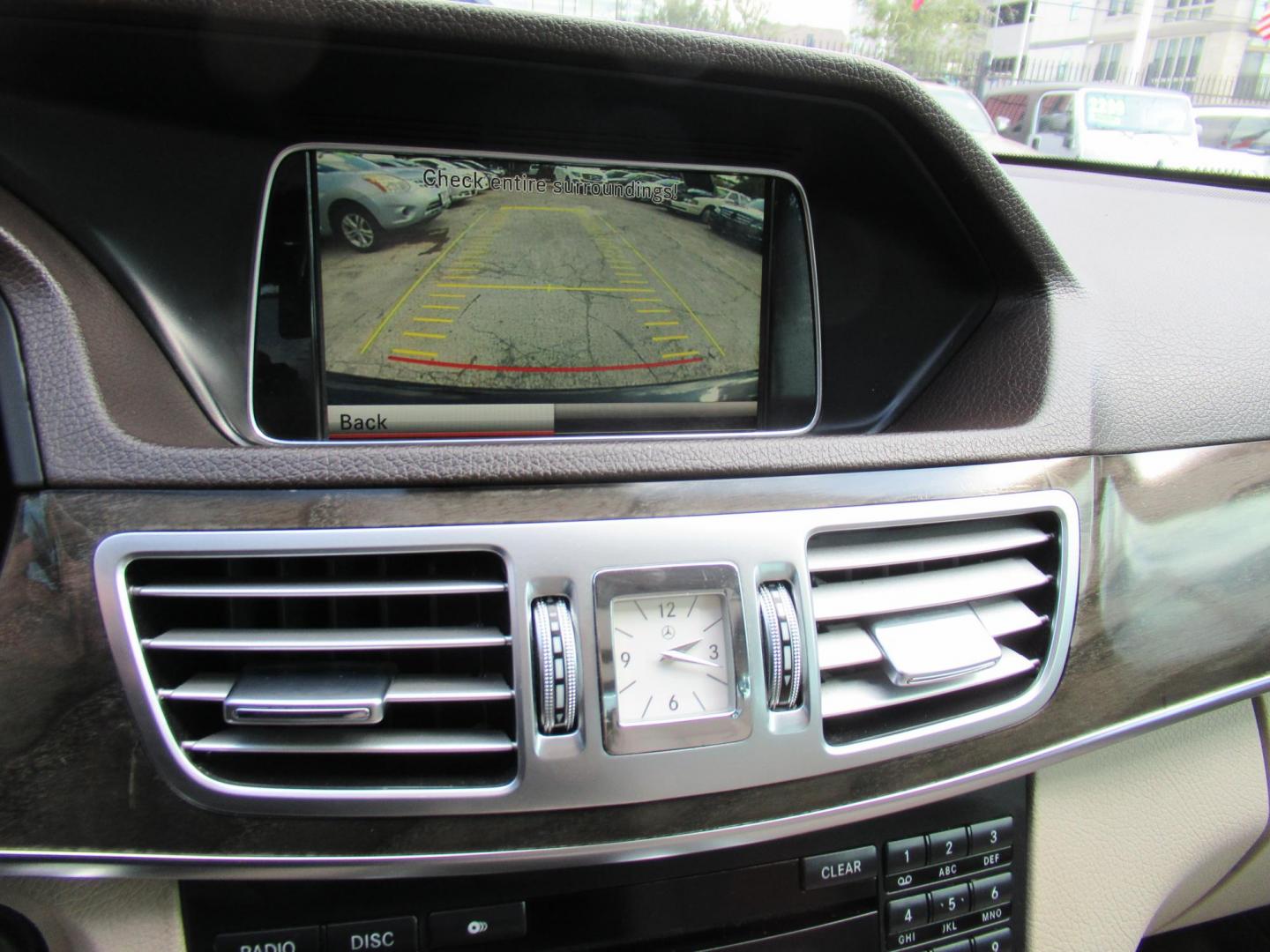 2014 Black /Gray Mercedes-Benz E-Class E350 4MATIC Sedan (WDDHF8JB4EA) with an 3.5L V6 DOHC 24V engine, 7-Speed Automatic transmission, located at 1511 North Shepherd Dr., Houston, TX, 77008, (281) 657-1221, 29.798361, -95.412560 - 2014 MERCEDES-BENZ E-CLASS E 350 SPORT 4MATIC VIN: WDDHF8JB4EA868946 W D D H F 8 J B 4 E A 8 6 8 9 4 6 SEDAN 4 DR 3.5L V6 F DOHC 24V GASOLINE ALL WHEEL DRIVE- Photo#17