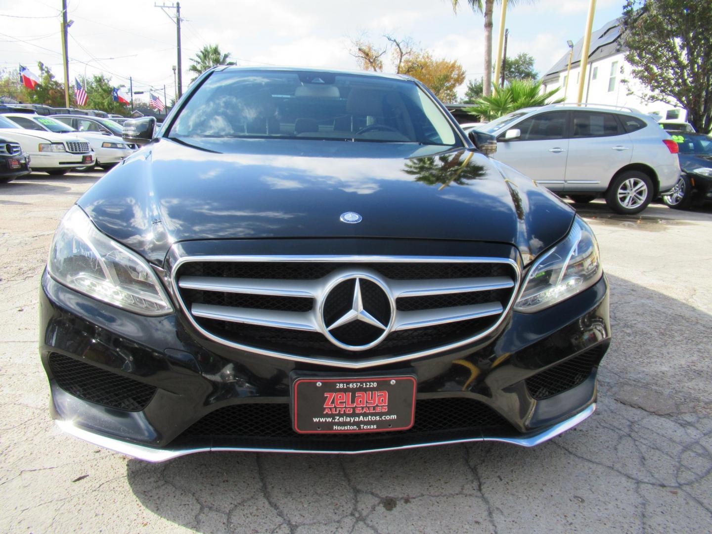 2014 Black /Gray Mercedes-Benz E-Class E350 4MATIC Sedan (WDDHF8JB4EA) with an 3.5L V6 DOHC 24V engine, 7-Speed Automatic transmission, located at 1511 North Shepherd Dr., Houston, TX, 77008, (281) 657-1221, 29.798361, -95.412560 - 2014 MERCEDES-BENZ E-CLASS E 350 SPORT 4MATIC VIN: WDDHF8JB4EA868946 W D D H F 8 J B 4 E A 8 6 8 9 4 6 SEDAN 4 DR 3.5L V6 F DOHC 24V GASOLINE ALL WHEEL DRIVE - Photo#23