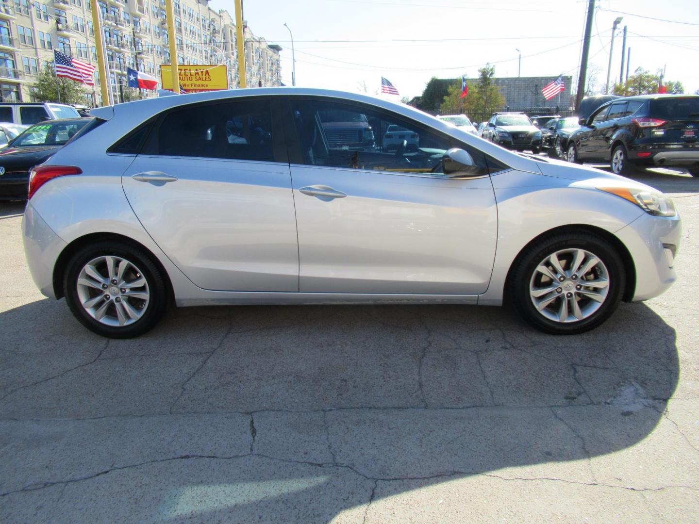 2013 Silver /Black Hyundai Elantra GT A/T (KMHD35LE8DU) with an 1.8L L4 16V DOHC engine, 6-Speed Automatic transmission, located at 1511 North Shepherd Dr., Houston, TX, 77008, (281) 657-1221, 29.798361, -95.412560 - 2013 HYUNDAI ELANTRA GT VIN: KMHD35LE8DU131541 K M H D 3 5 L E 8 D U 1 3 1 5 4 1 HATCHBACK 4 DR 1.8L I4 F DOHC 16V GASOLINE FRONT WHEEL DRIVE - Photo#23