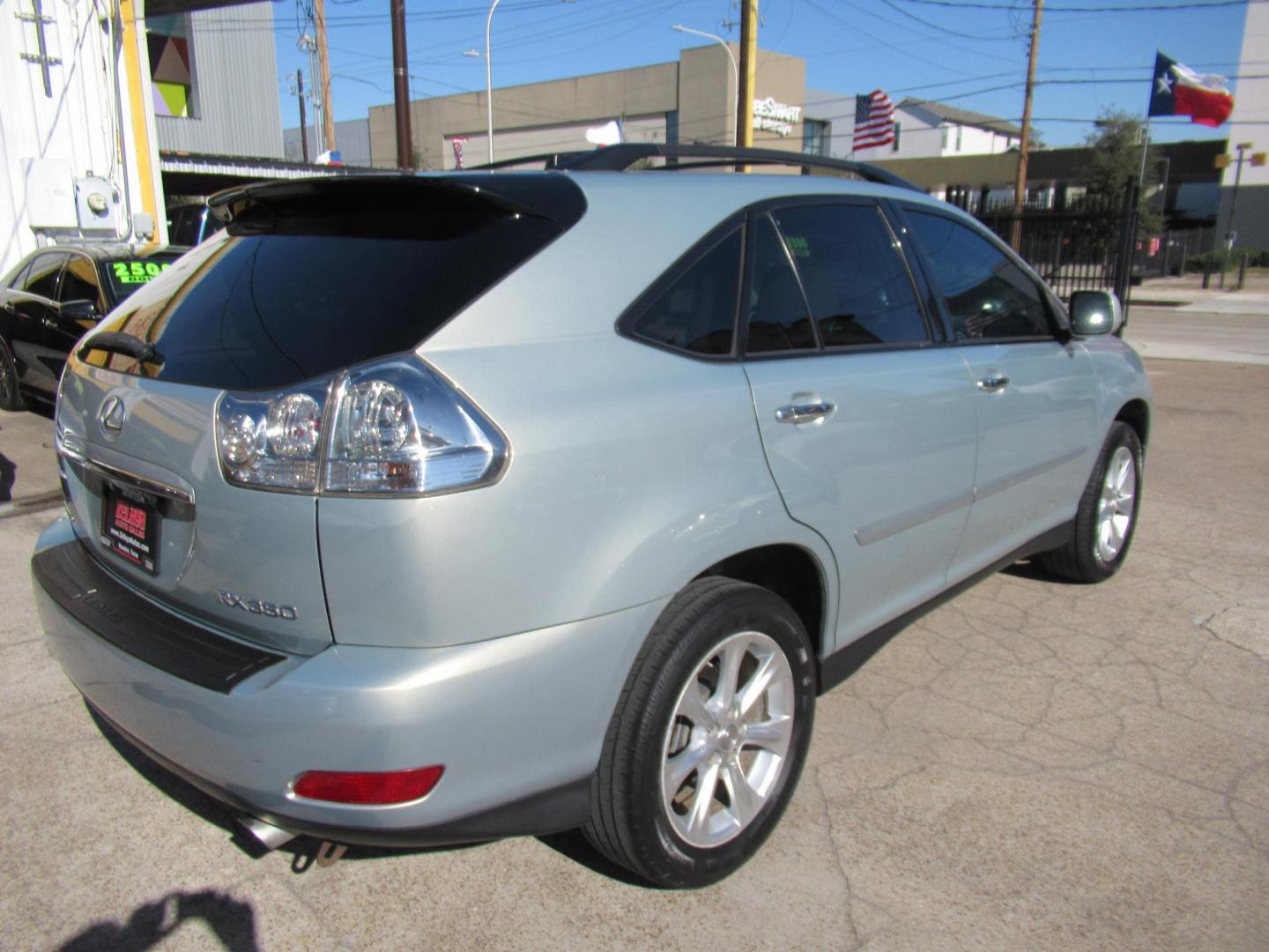 2009 Gold /Tan Lexus RX 350 FWD (2T2GK31U79C) with an 3.5L V6 DOHC 24V engine, 5-Speed Automatic Overdrive transmission, located at 1511 North Shepherd Dr., Houston, TX, 77008, (281) 657-1221, 29.798361, -95.412560 - 2009 LEXUS RX 350 VIN: 2T2GK31U79C066748 2 T 2 G K 3 1 U 7 9 C 0 6 6 7 4 8 4 DOOR WAGON/SPORT UTILITY 3.5L V6 F DOHC 24V GASOLINE FRONT WHEEL DRIVE - Photo#22