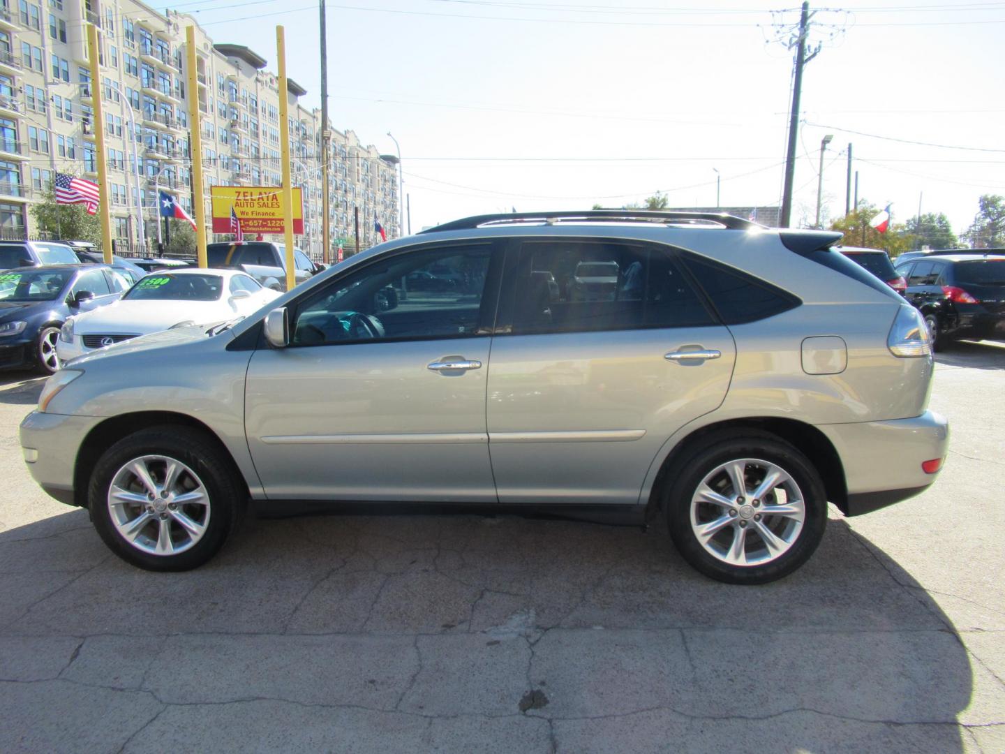 2009 Gold /Tan Lexus RX 350 FWD (2T2GK31U79C) with an 3.5L V6 DOHC 24V engine, 5-Speed Automatic Overdrive transmission, located at 1511 North Shepherd Dr., Houston, TX, 77008, (281) 657-1221, 29.798361, -95.412560 - 2009 LEXUS RX 350 VIN: 2T2GK31U79C066748 2 T 2 G K 3 1 U 7 9 C 0 6 6 7 4 8 4 DOOR WAGON/SPORT UTILITY 3.5L V6 F DOHC 24V GASOLINE FRONT WHEEL DRIVE - Photo#27
