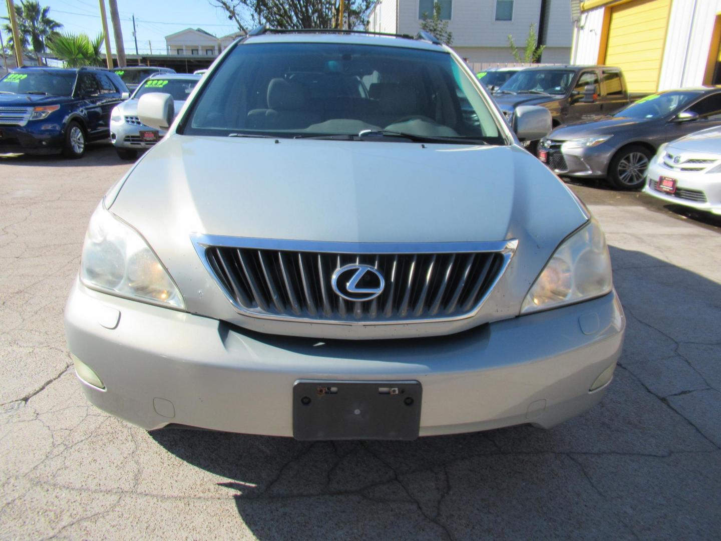 2009 Gold /Tan Lexus RX 350 FWD (2T2GK31U79C) with an 3.5L V6 DOHC 24V engine, 5-Speed Automatic Overdrive transmission, located at 1511 North Shepherd Dr., Houston, TX, 77008, (281) 657-1221, 29.798361, -95.412560 - 2009 LEXUS RX 350 VIN: 2T2GK31U79C066748 2 T 2 G K 3 1 U 7 9 C 0 6 6 7 4 8 4 DOOR WAGON/SPORT UTILITY 3.5L V6 F DOHC 24V GASOLINE FRONT WHEEL DRIVE - Photo#29